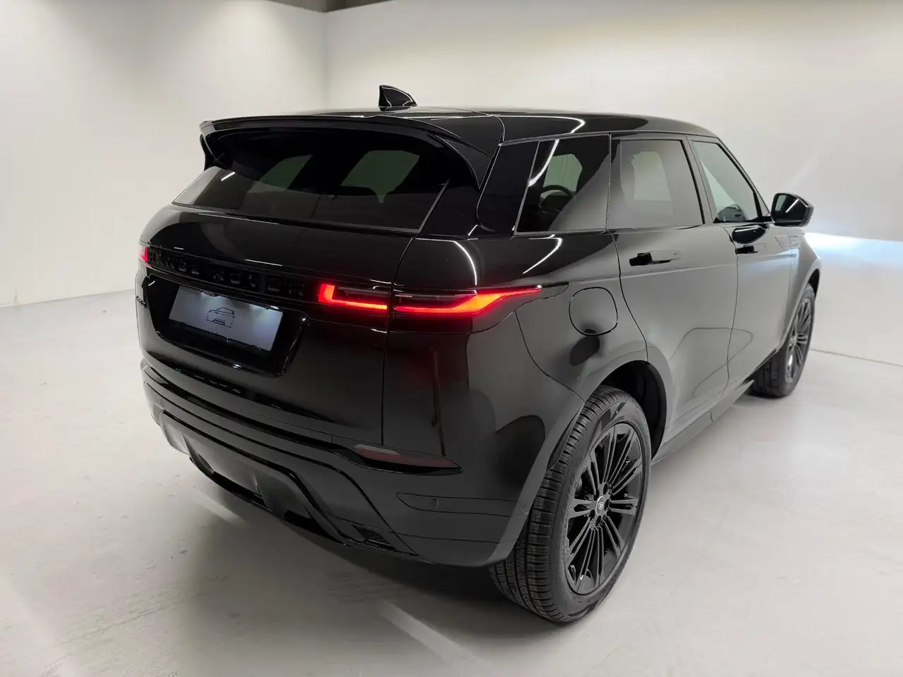 Land Rover Range Rover Evoque 2026 — фото 14