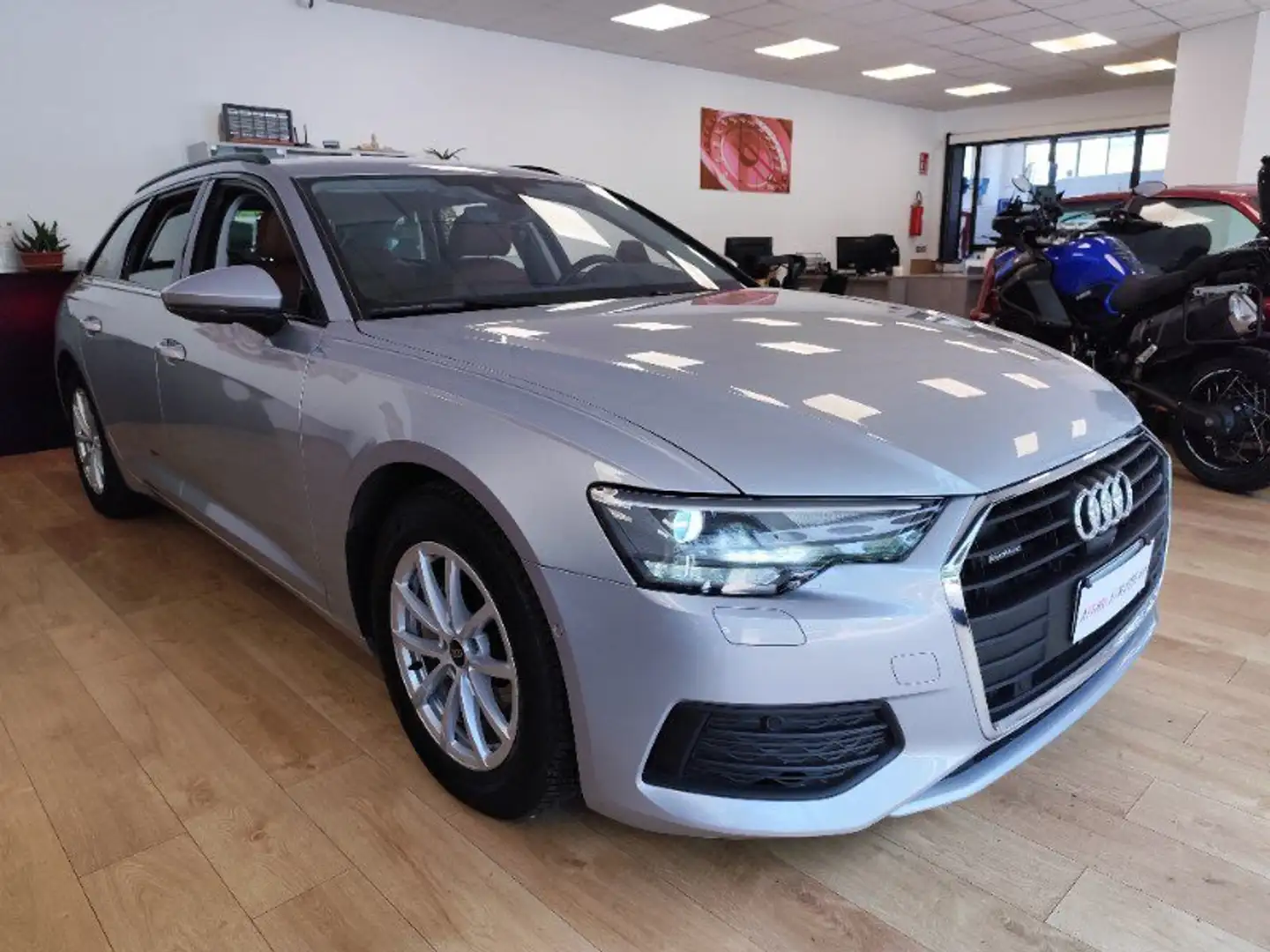 Audi A6 Avant 40 2.0 TDI Quattro ULTRA S Tronic Business Argento - 2