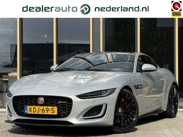 Jaguar F-Type P300 RWD R-Dynamic