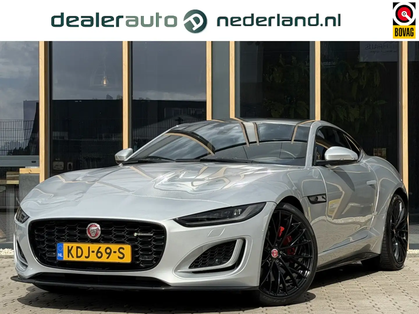 Jaguar F-Type P300 RWD R-Dynamic Grau - 1