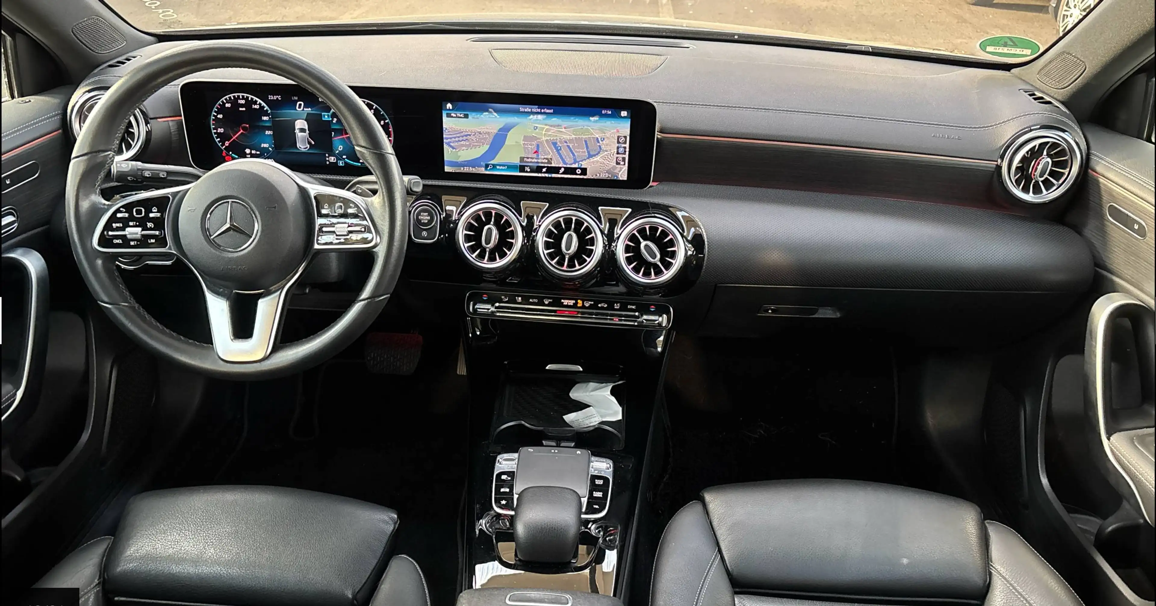 Mercedes-Benz A 200 A 200 7G/LED+IHC/AMG-SITZE/WIDESCREEN/AMBIENTE/360°/TOTW/MEMORY/AUGMENTREALVIDEO/INDUKTION/DAB — photo 9