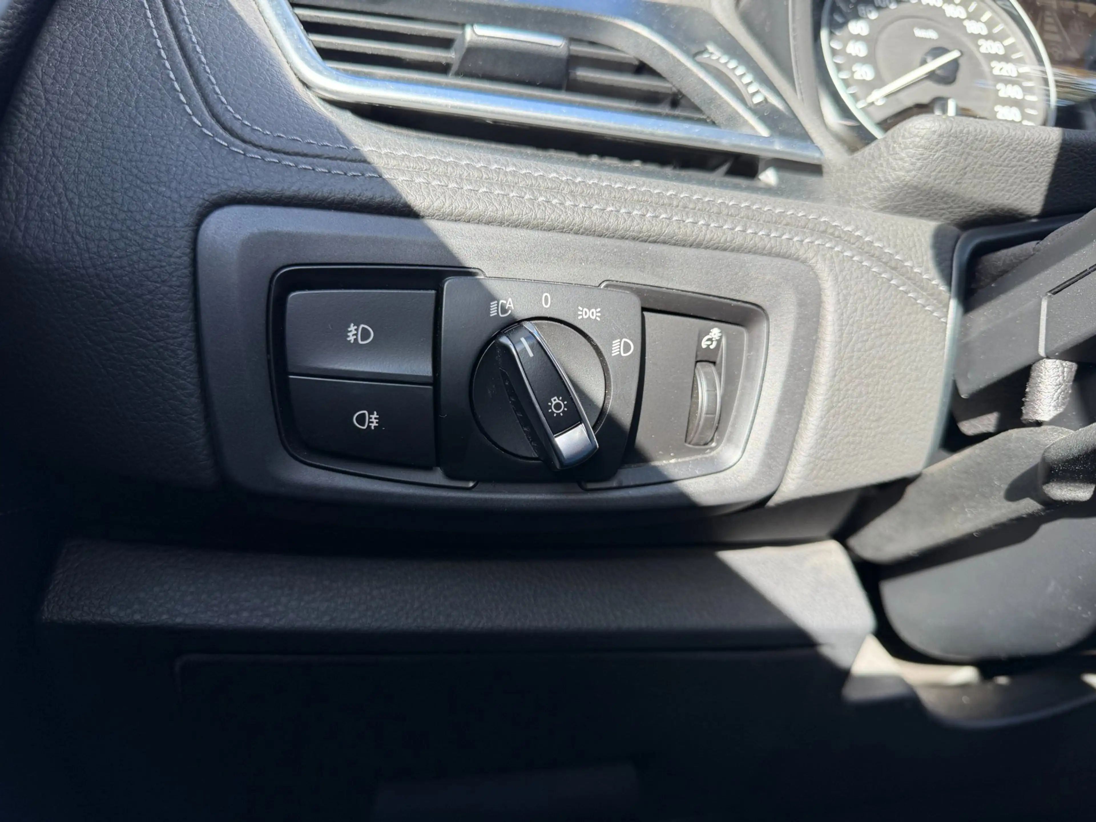 BMW 225 2-serie Active Tourer 225xe Centennial High Execut — photo 17