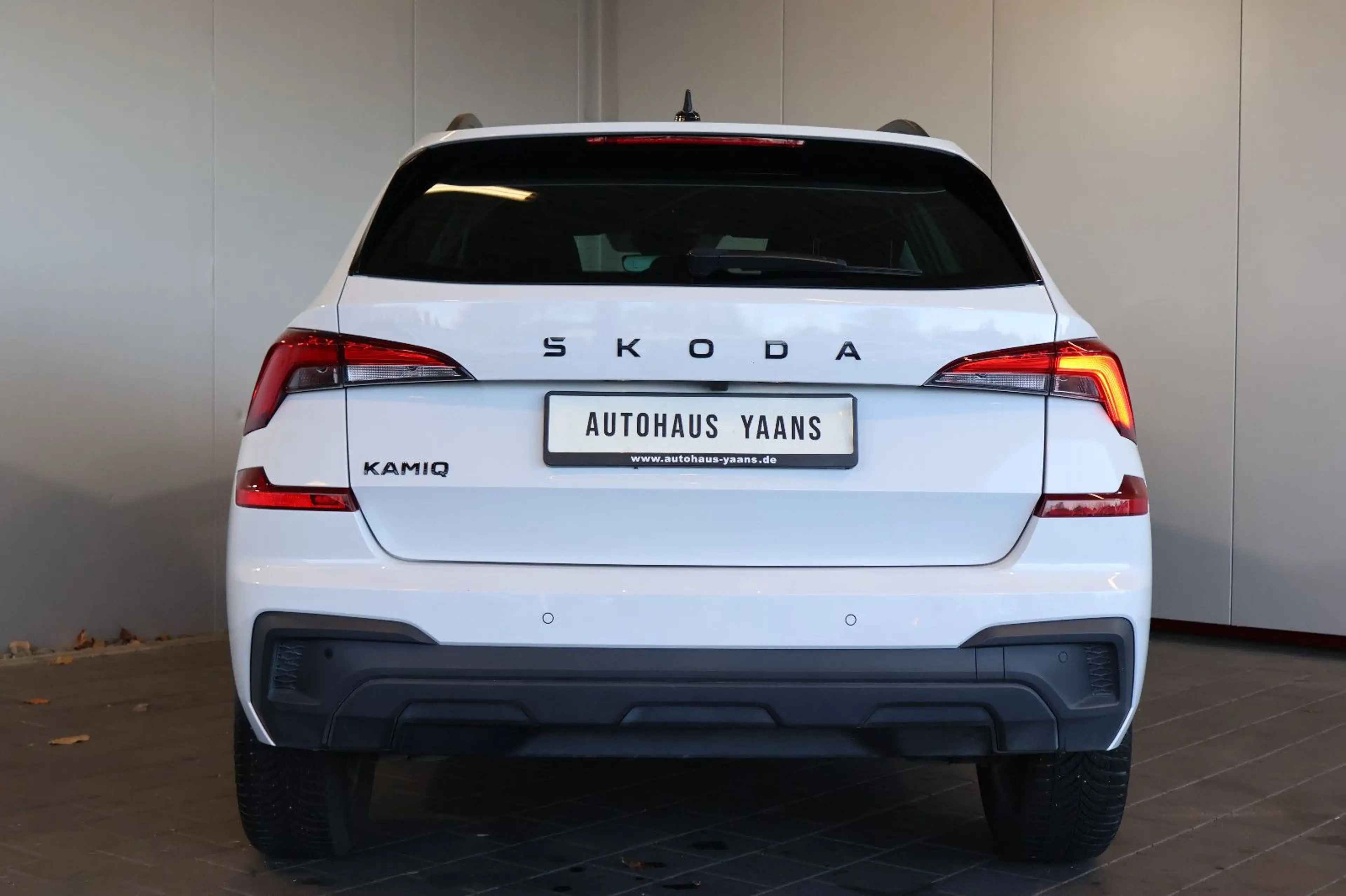 Skoda Kamiq 1.0 TSI Selection AID+LANE+LED+KAM+17" — photo 5