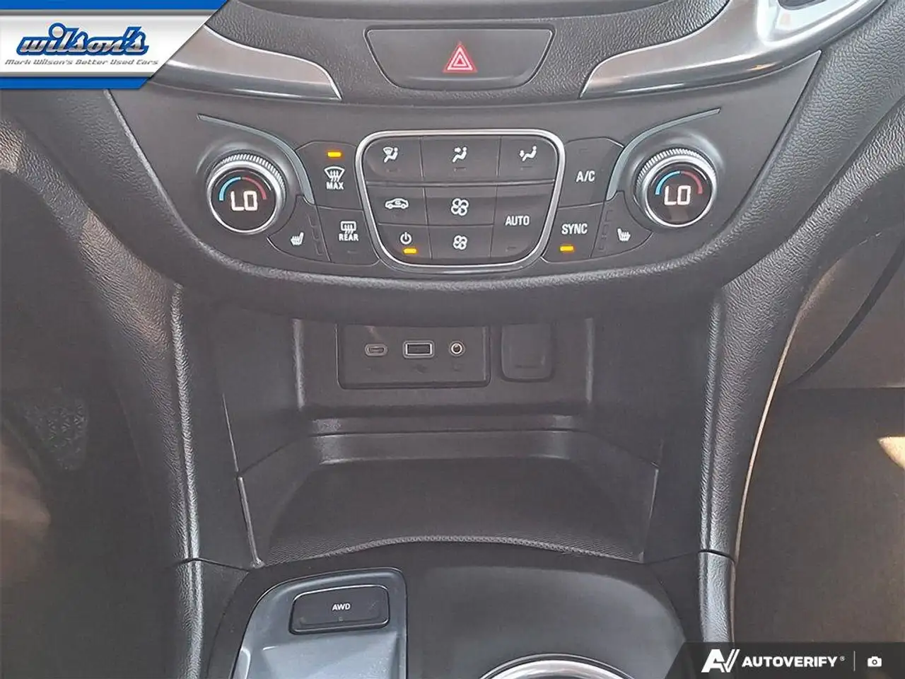 Chevrolet Equinox снимка Chevrolet Equinox