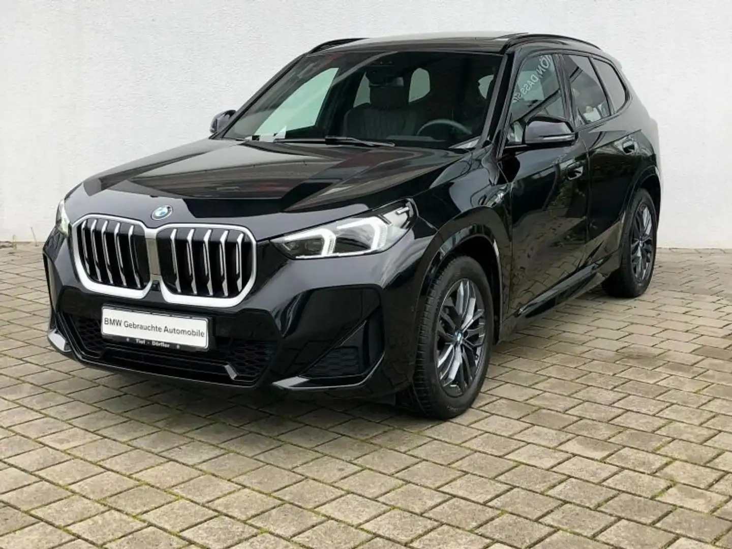 BMW X1 xDrive23d SAG M Sport HUD/LED+/hhk/PANO/360 Schwarz - 2