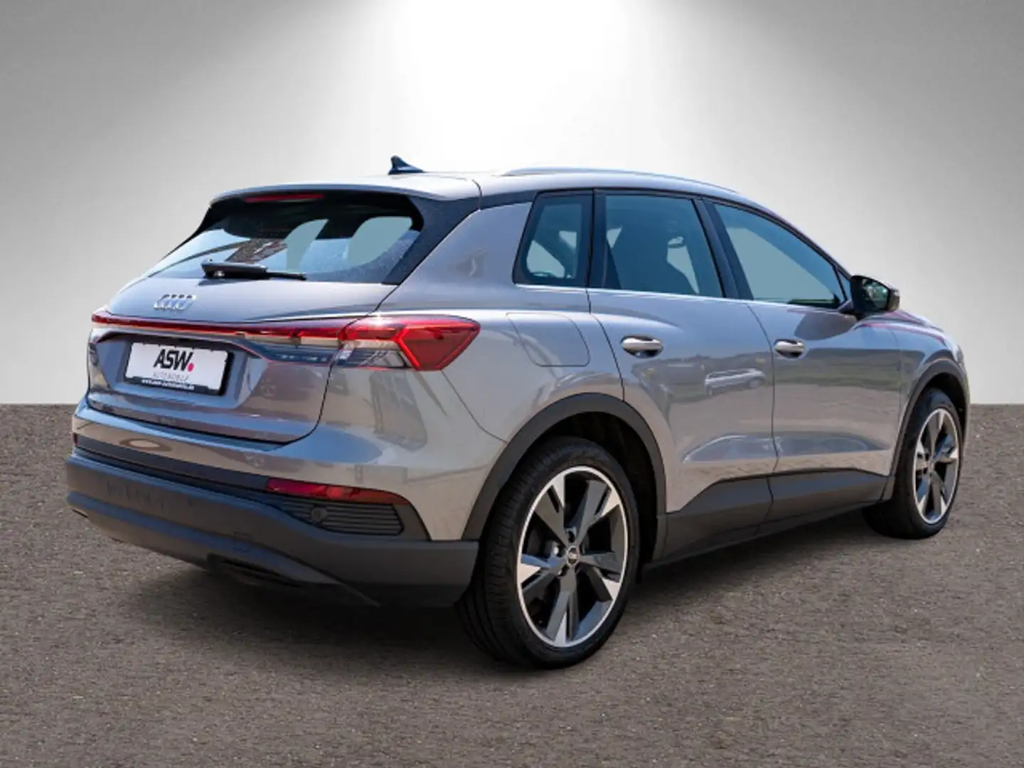 Audi e-tron Matrix Navi RFK SHZ Wärmepumpe HUD AHK Grau - 2