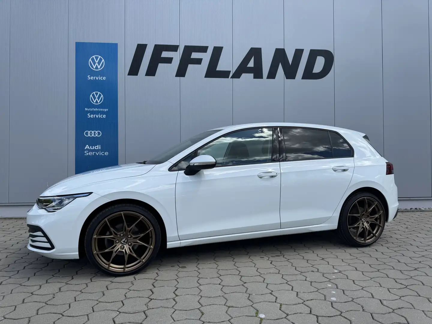 Volkswagen Golf 2.0 TDI* Life*DSG*NAVI*LED*ACC* Blanc - 2