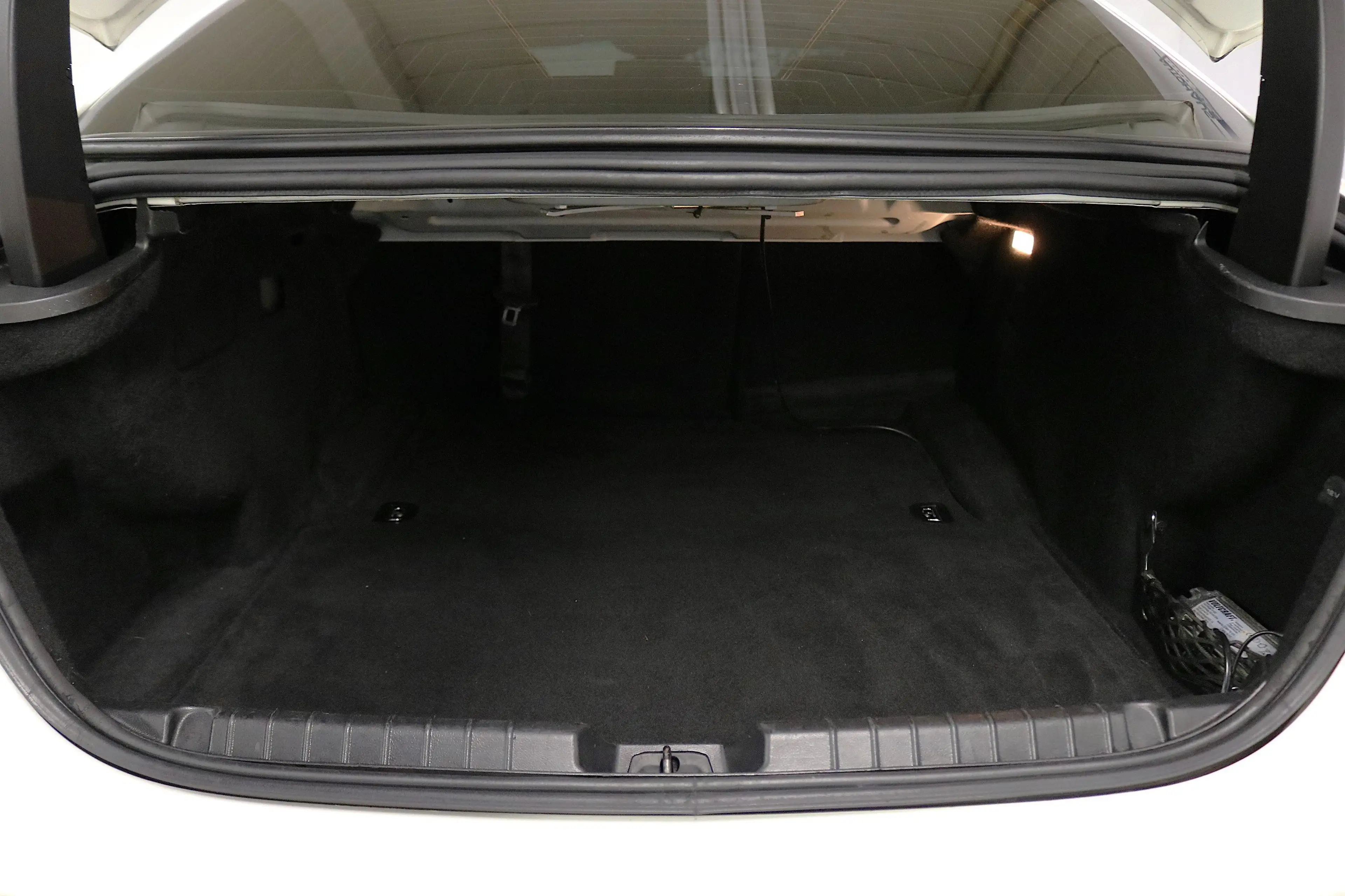 Maserati Ghibli *NAVI*SHZ*PDC*S-DACH*LEDER*BOSE*BI-XENON*SoundM*uv — photo 6