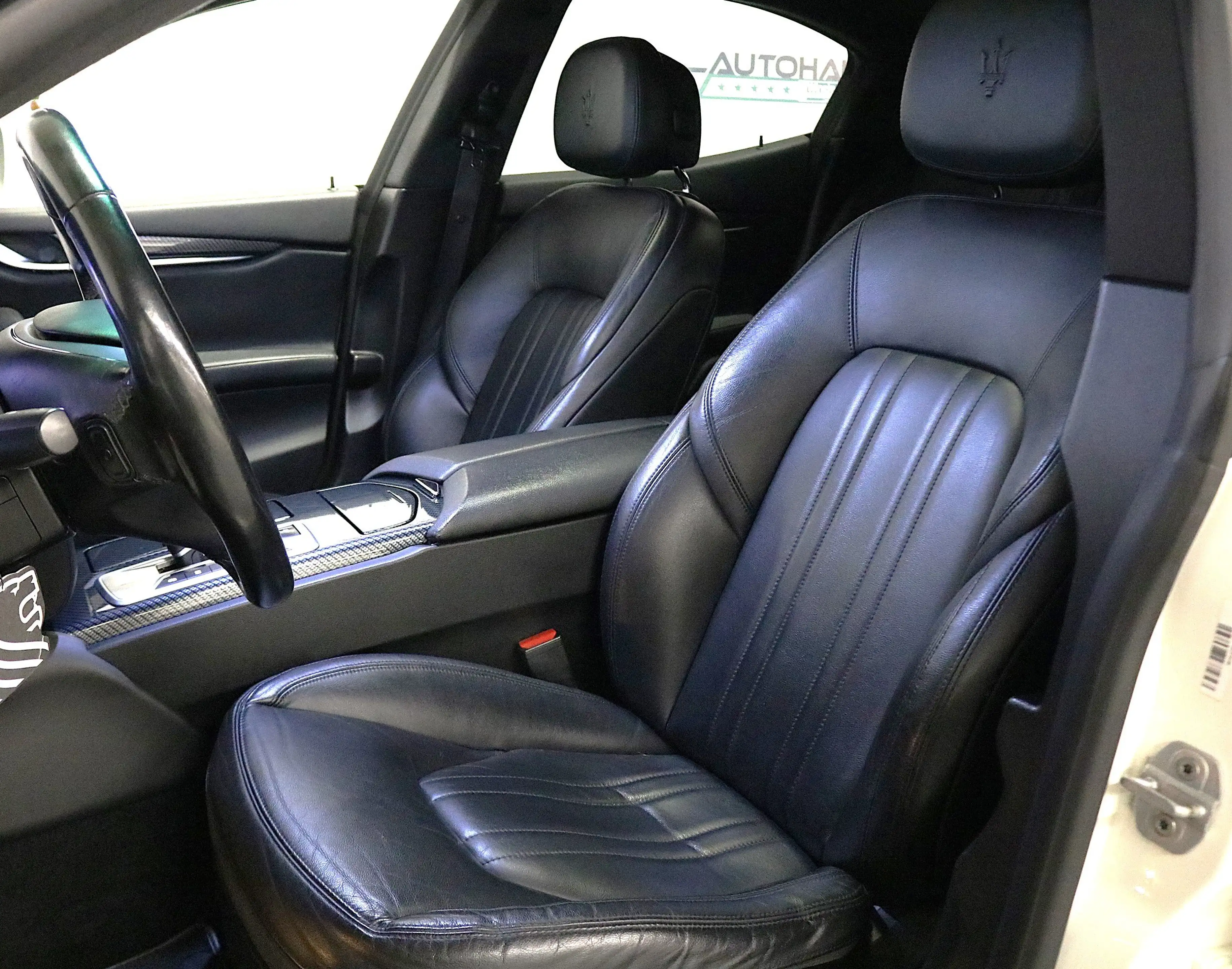 Maserati Ghibli *NAVI*SHZ*PDC*S-DACH*LEDER*BOSE*BI-XENON*SoundM*uv — photo 11