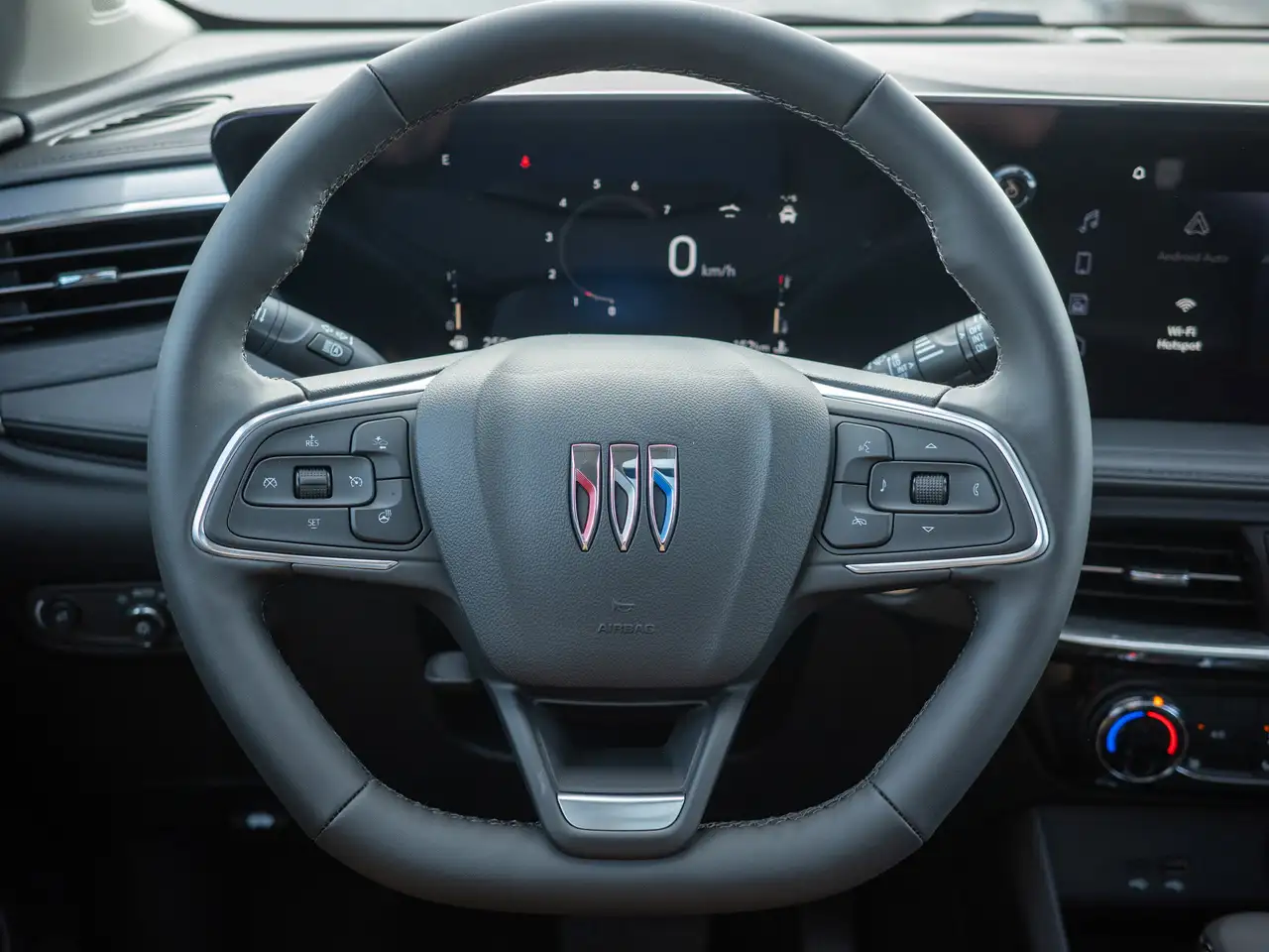 Buick Encore снимка Buick Encore