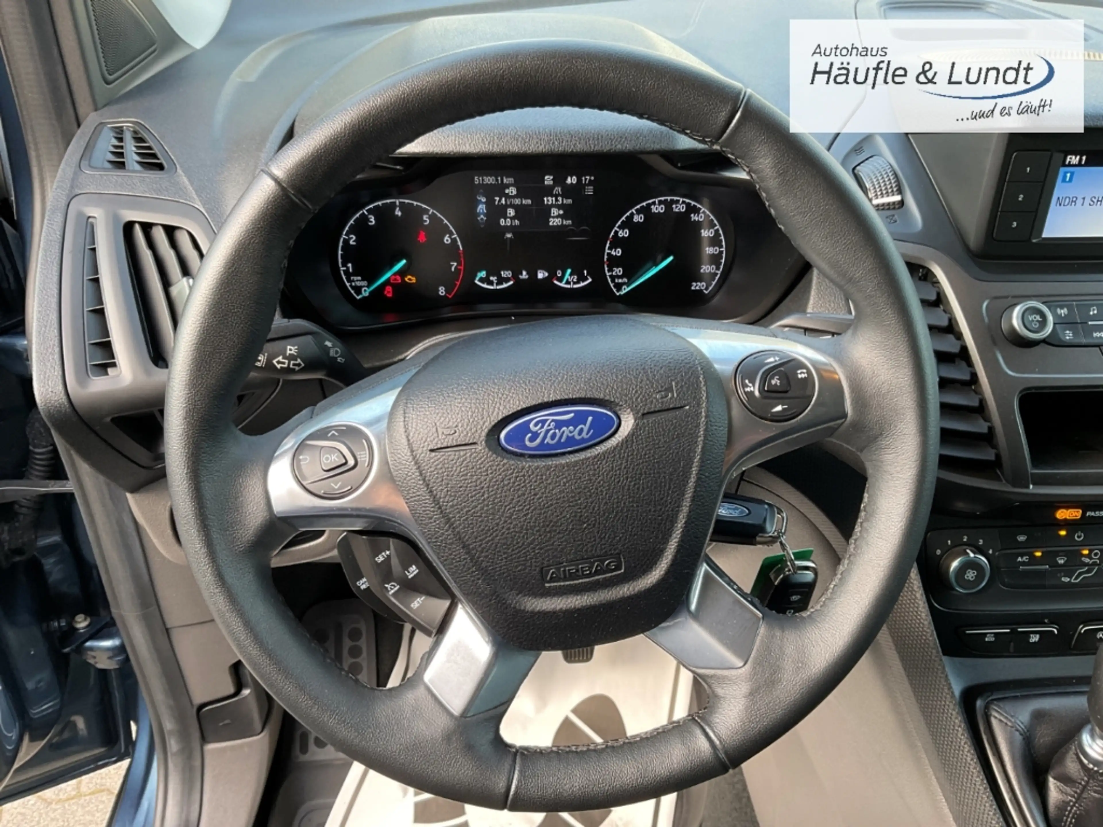 Ford Tourneo Connect Trend Klima PDC AHK Allwetterreifen — photo 9