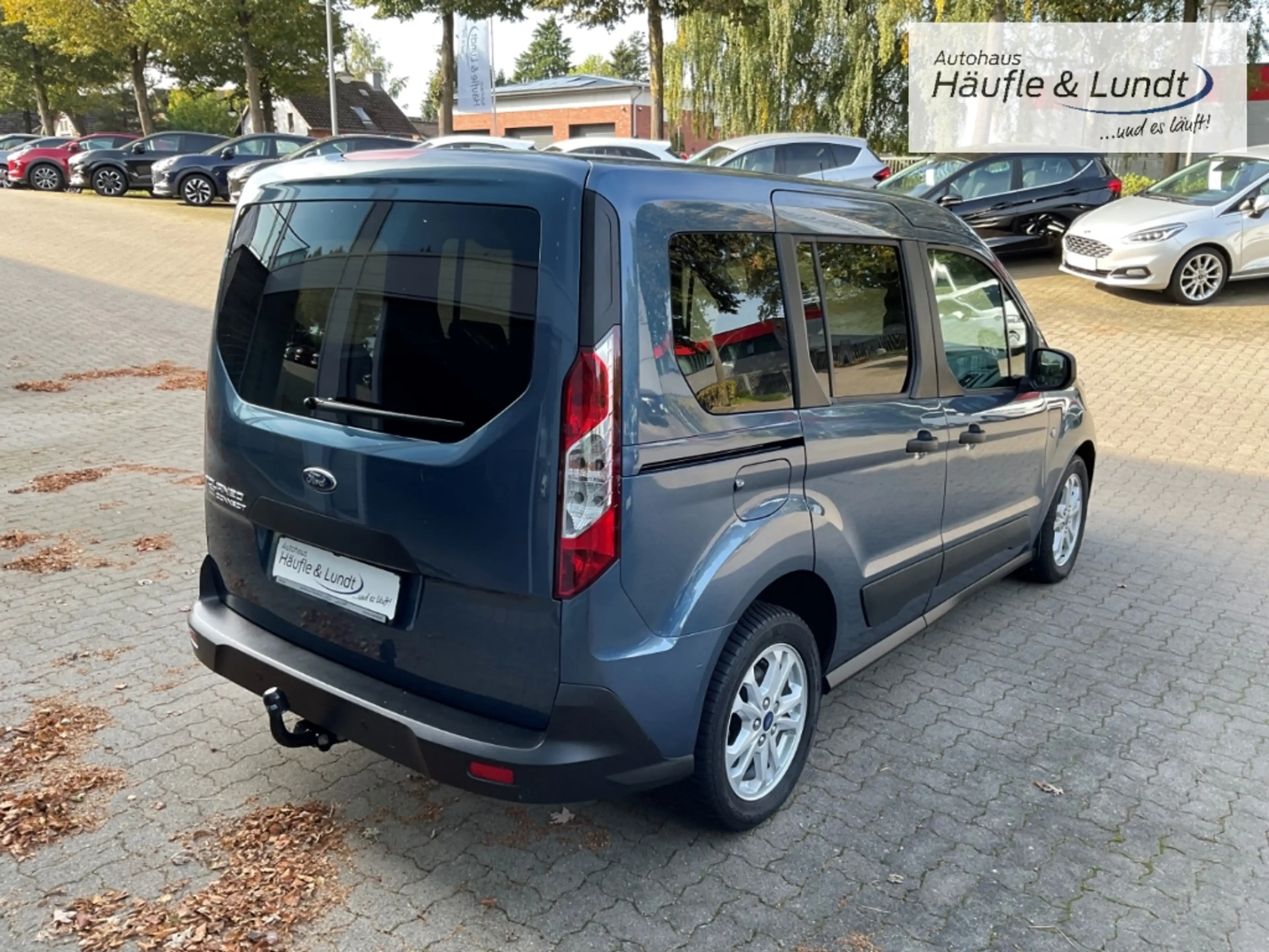 Ford Tourneo Connect Trend Klima PDC AHK Allwetterreifen — photo 4