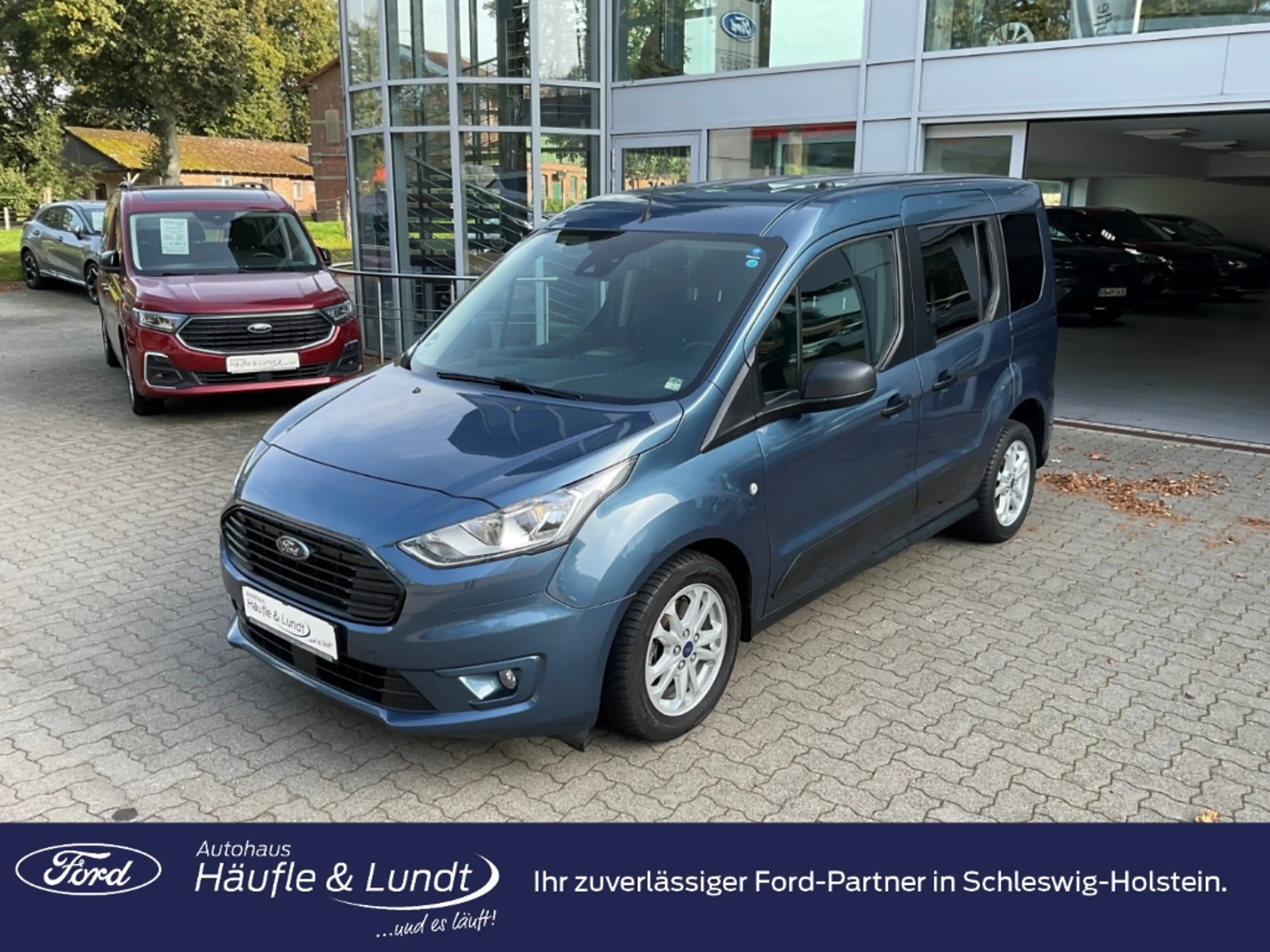 Ford Tourneo Connect Trend Klima PDC AHK Allwetterreifen
