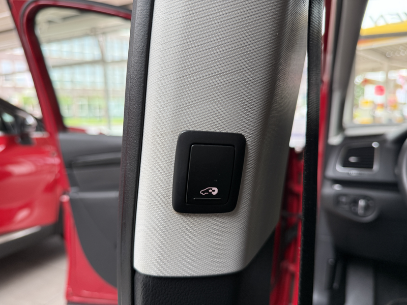 SEAT Alhambra Style Automatik 7-Sitzer AHK Kamera Panorama SHZ — photo 11