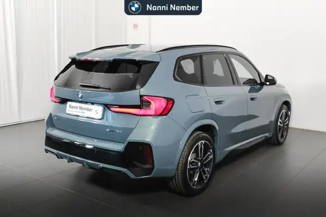 BMW X1 view 3
