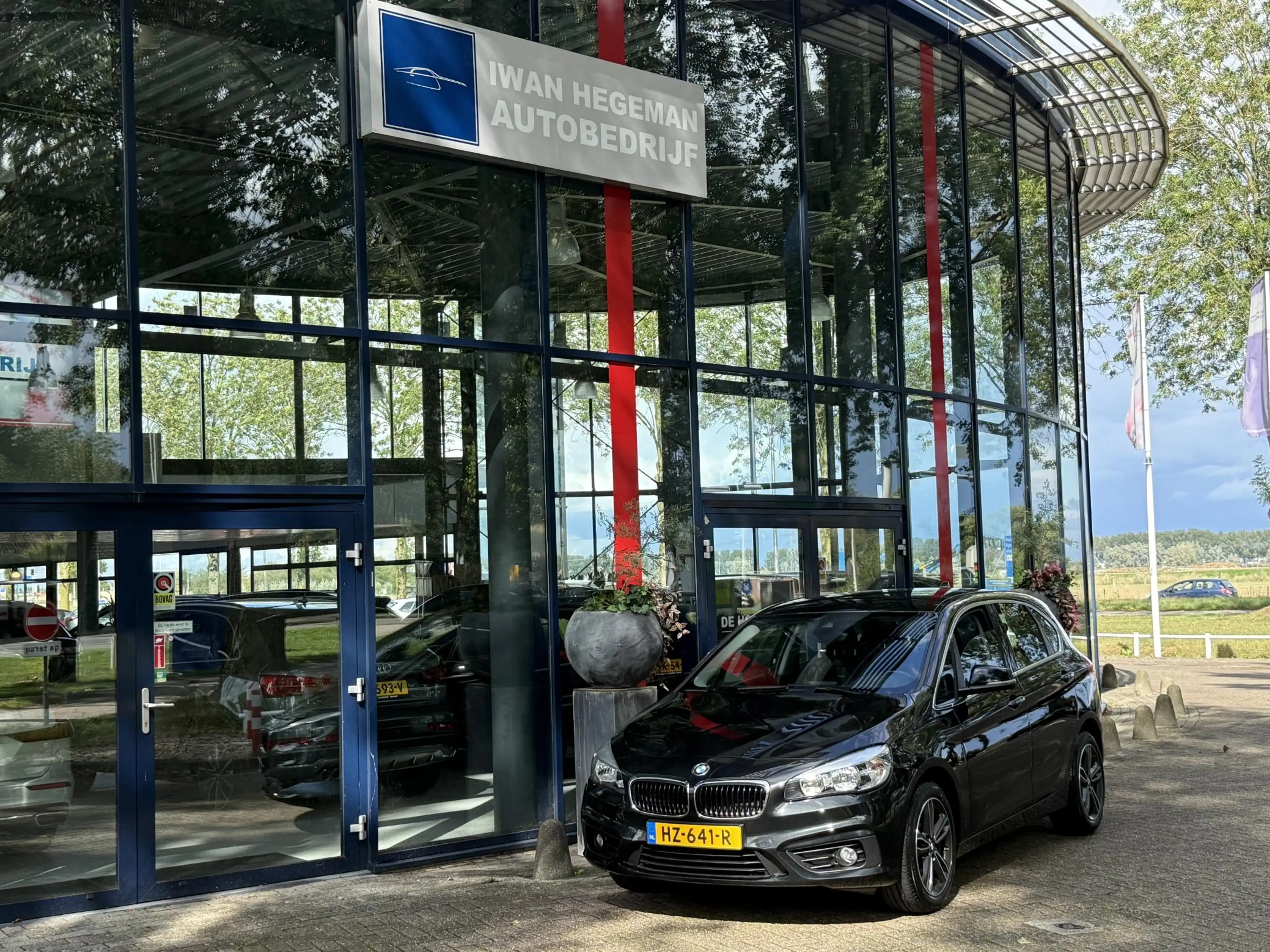 BMW 216 2-serie Active Tourer 216i Essential | PDC | ECC | — photo 3