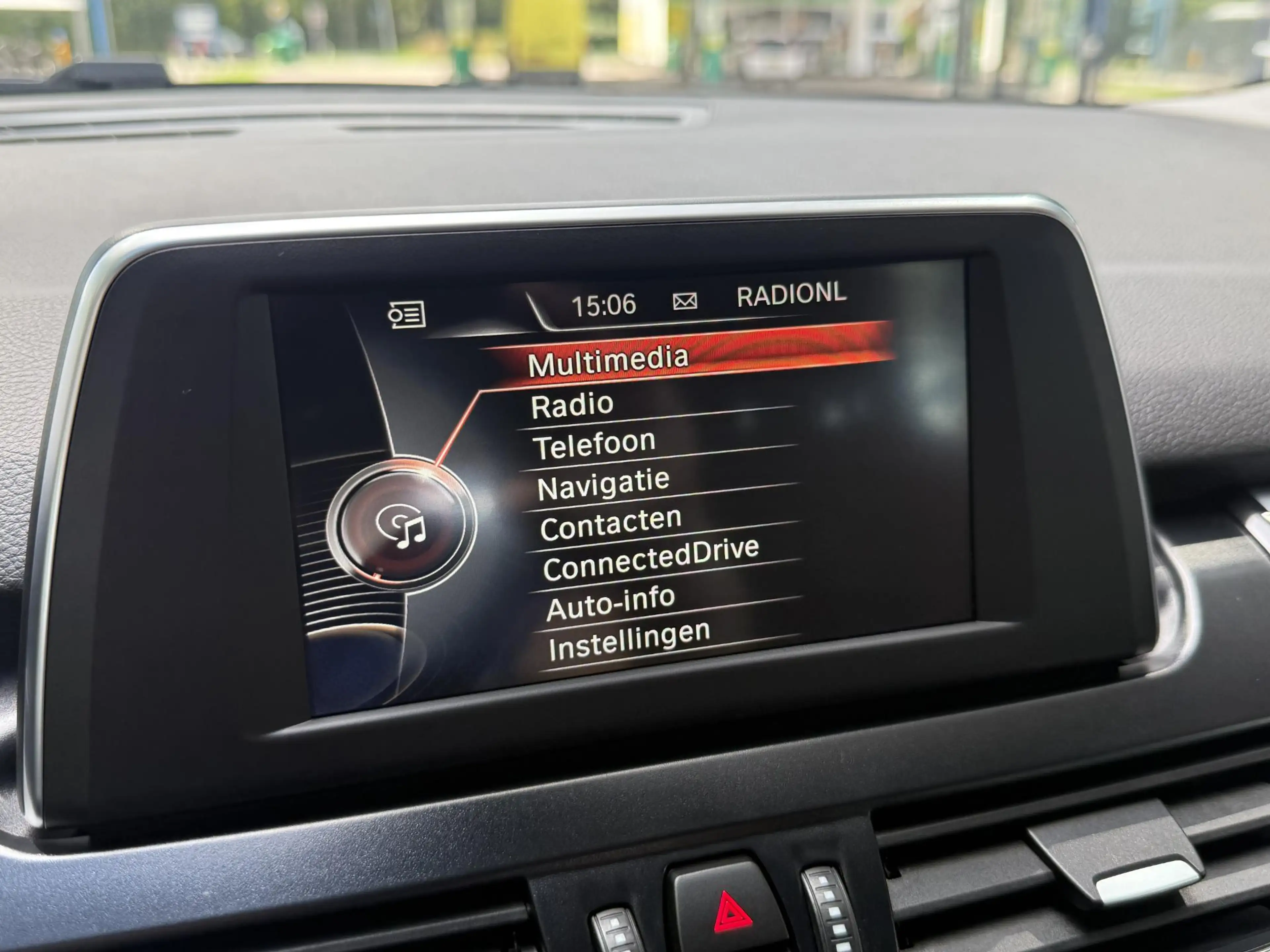 BMW 216 2-serie Active Tourer 216i Essential | PDC | ECC | — photo 19