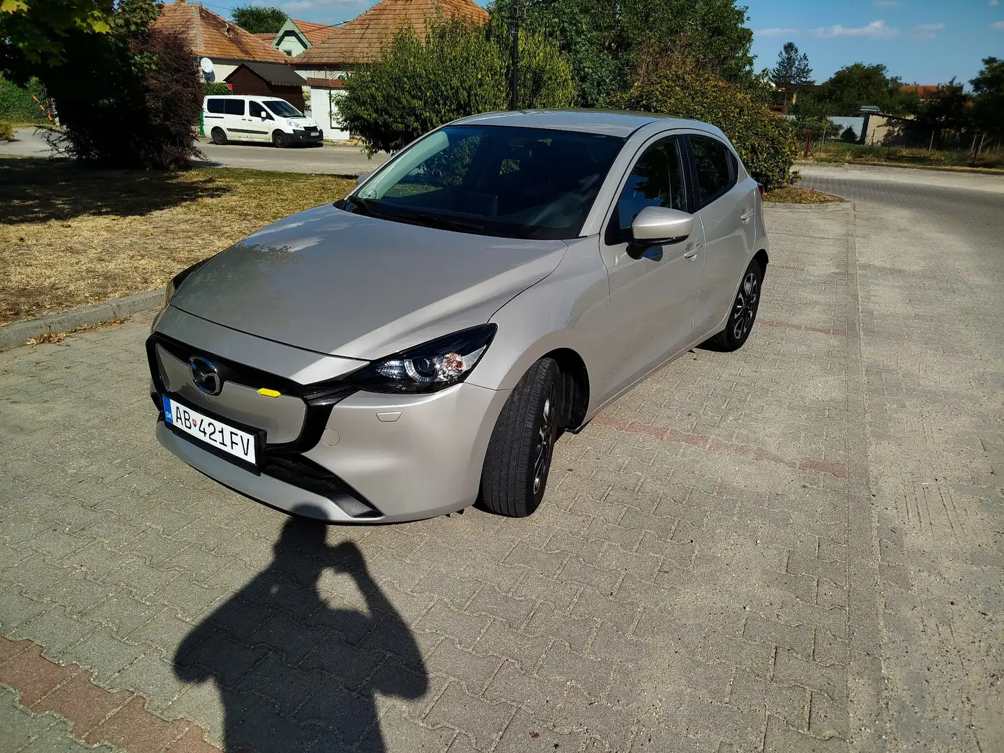 Mazda 2 e-SKYACTIV G 90 M HYBRID Center-Line - 1