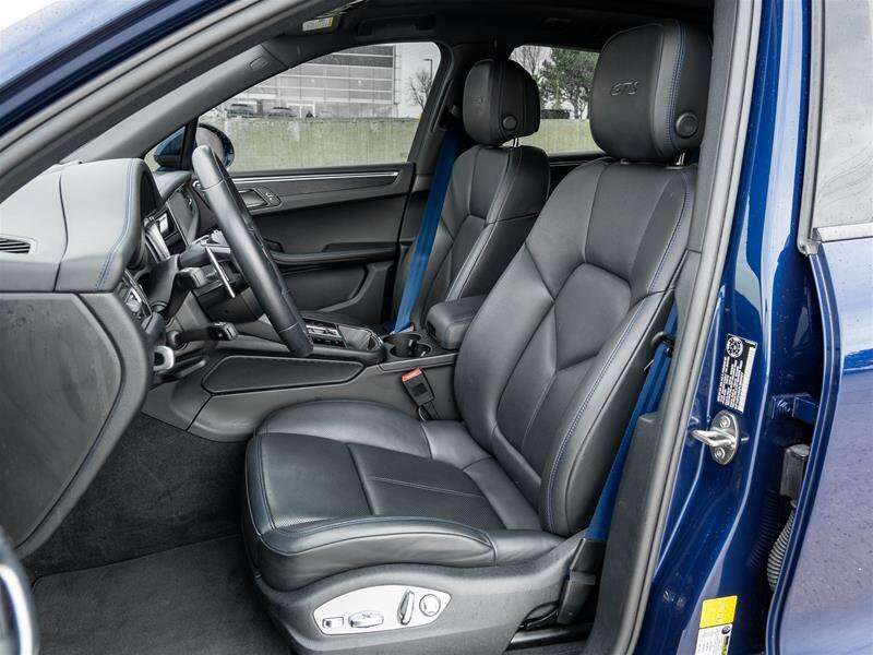 2023 Porsche Macan GTS AWD Premium Pkg Plus|Sport Chrono Pkg|Adaptive thumb 17