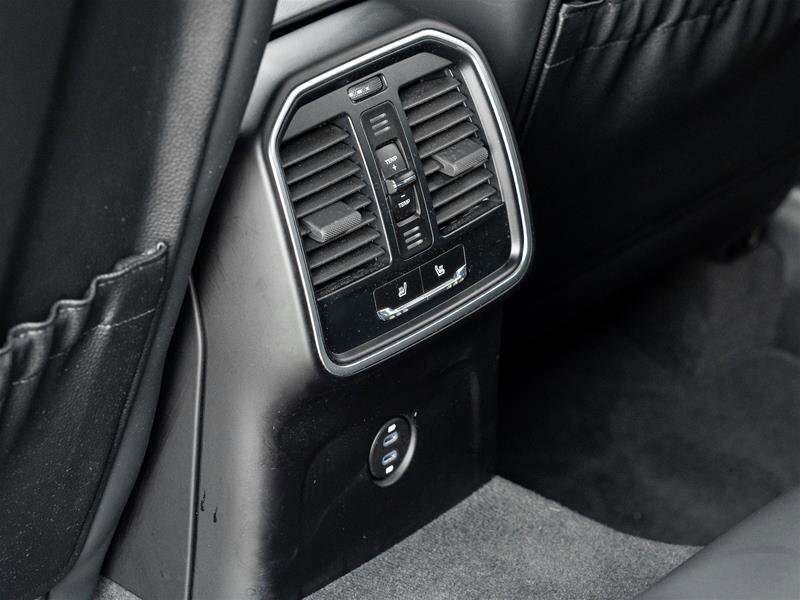 2023 Porsche Macan GTS AWD Premium Pkg Plus|Sport Chrono Pkg|Adaptive thumb 43