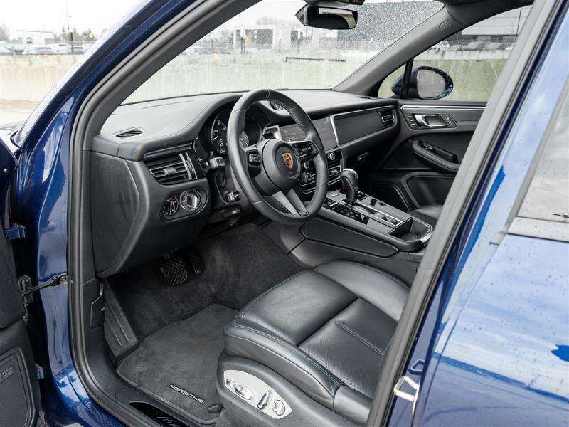 2023 Porsche Macan GTS AWD Premium Pkg Plus|Sport Chrono Pkg|Adaptive thumb 16