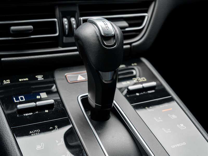 2023 Porsche Macan GTS AWD Premium Pkg Plus|Sport Chrono Pkg|Adaptive thumb 29