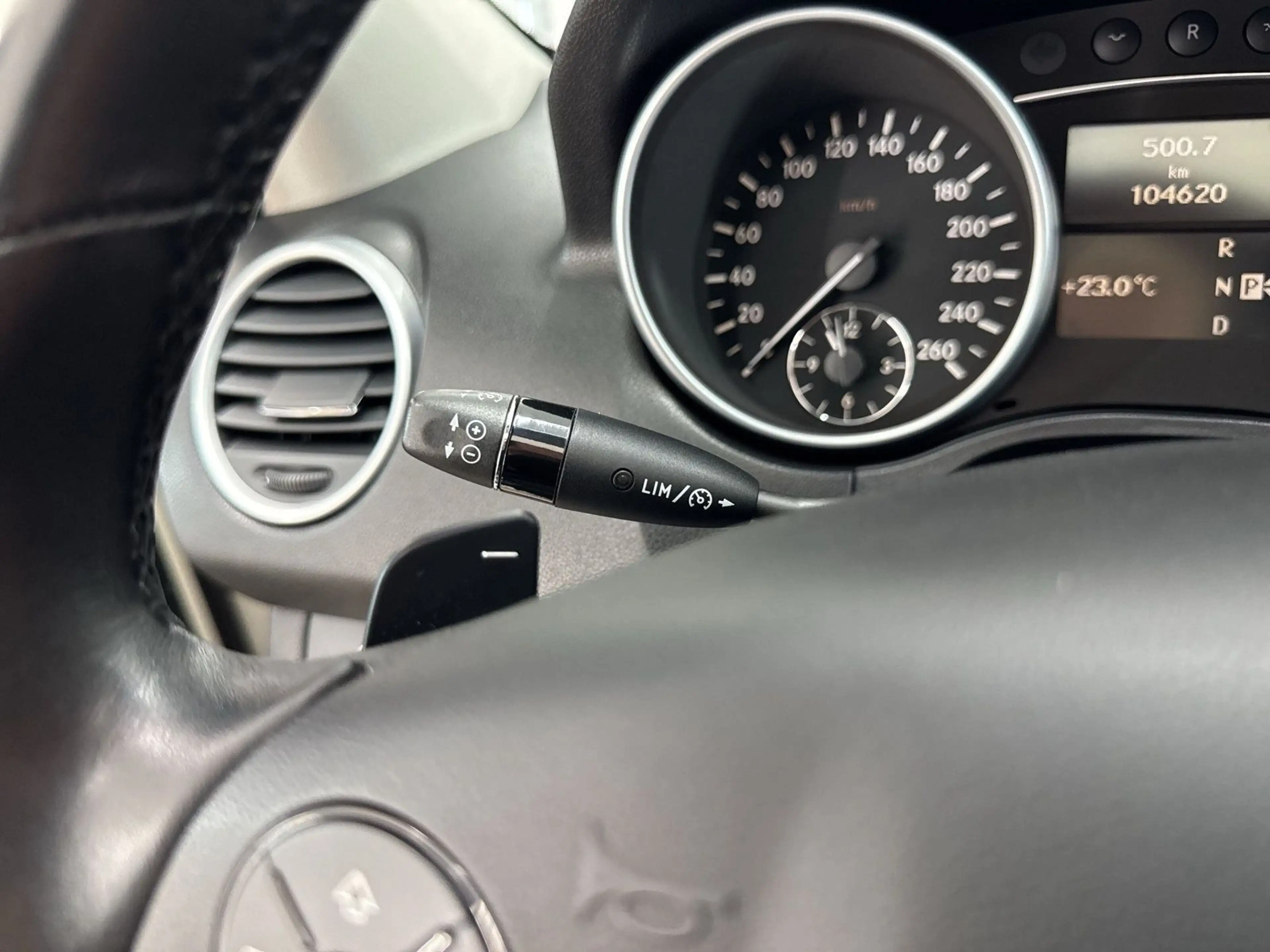Mercedes-Benz ML 350 CDI 4Matic *KAM*XENO*LEDER*GEPFLEGT* — photo 15