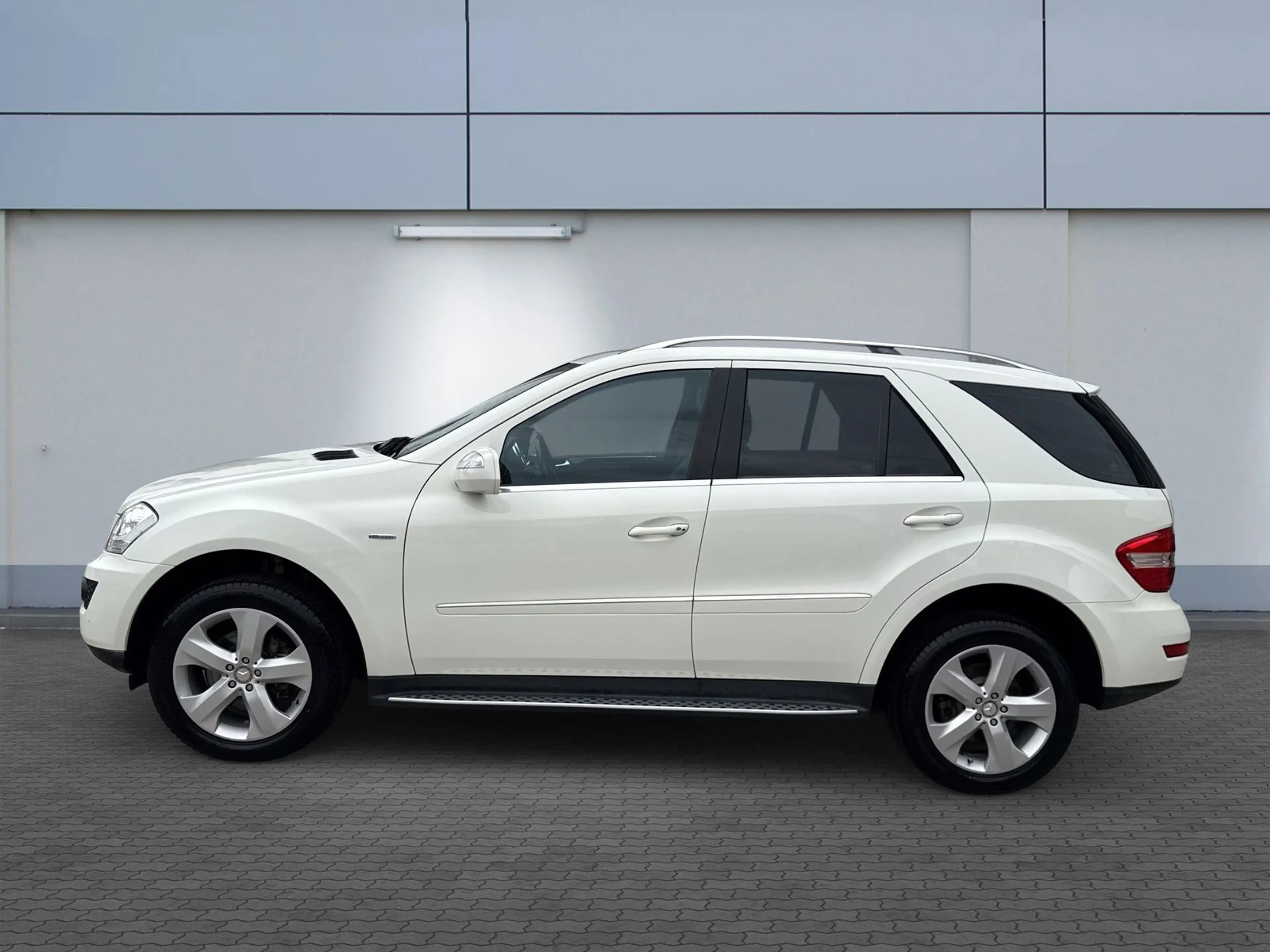 Mercedes-Benz ML 350 CDI 4Matic *KAM*XENO*LEDER*GEPFLEGT* — photo 4