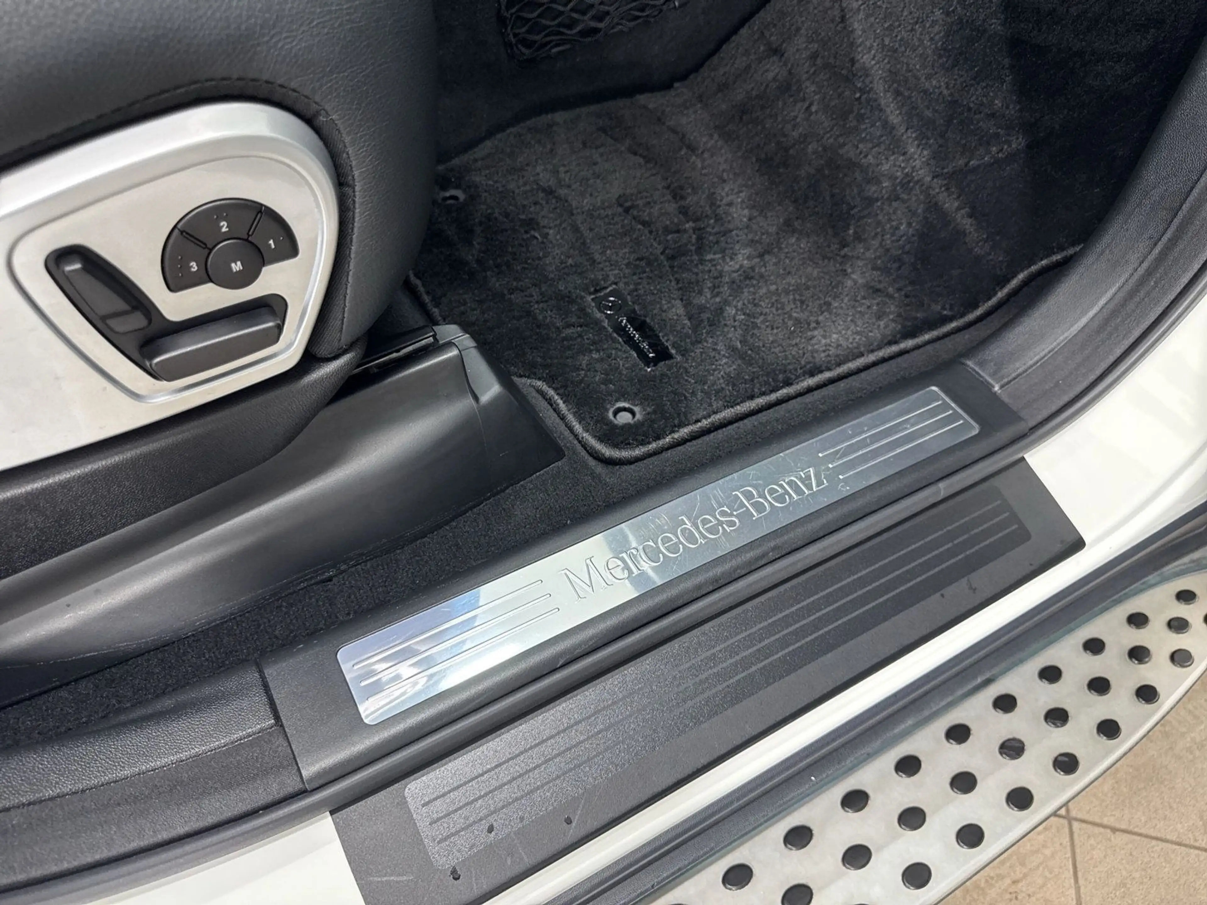 Mercedes-Benz ML 350 CDI 4Matic *KAM*XENO*LEDER*GEPFLEGT* — photo 11
