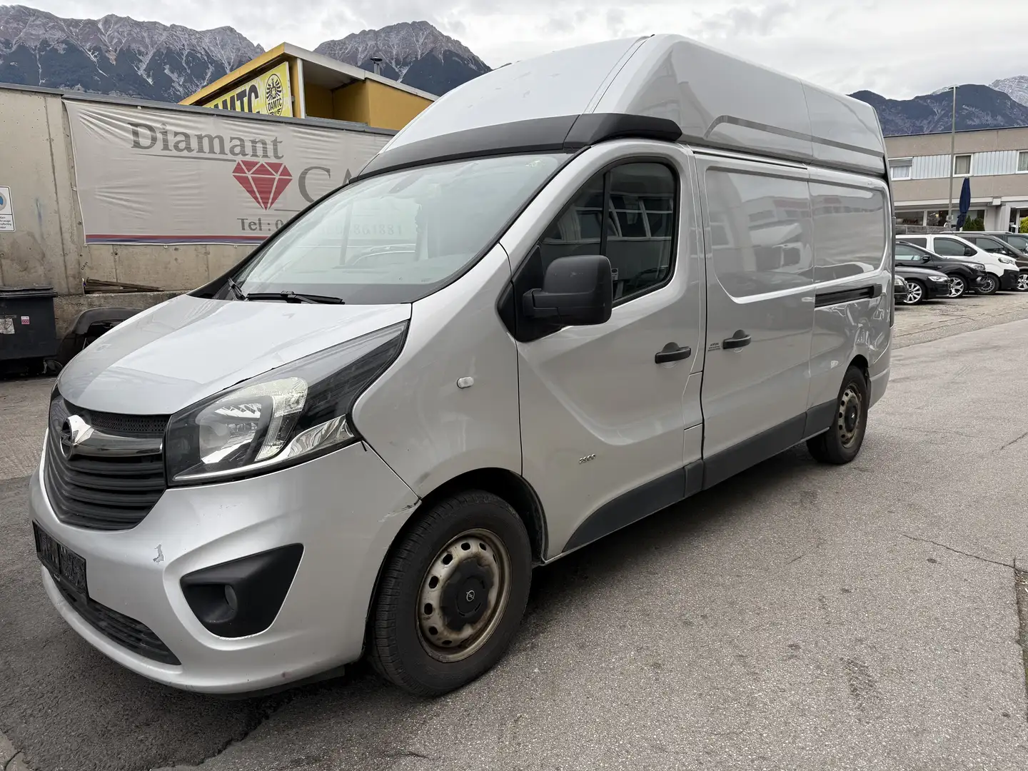 Opel VIVARO B Gris - 1