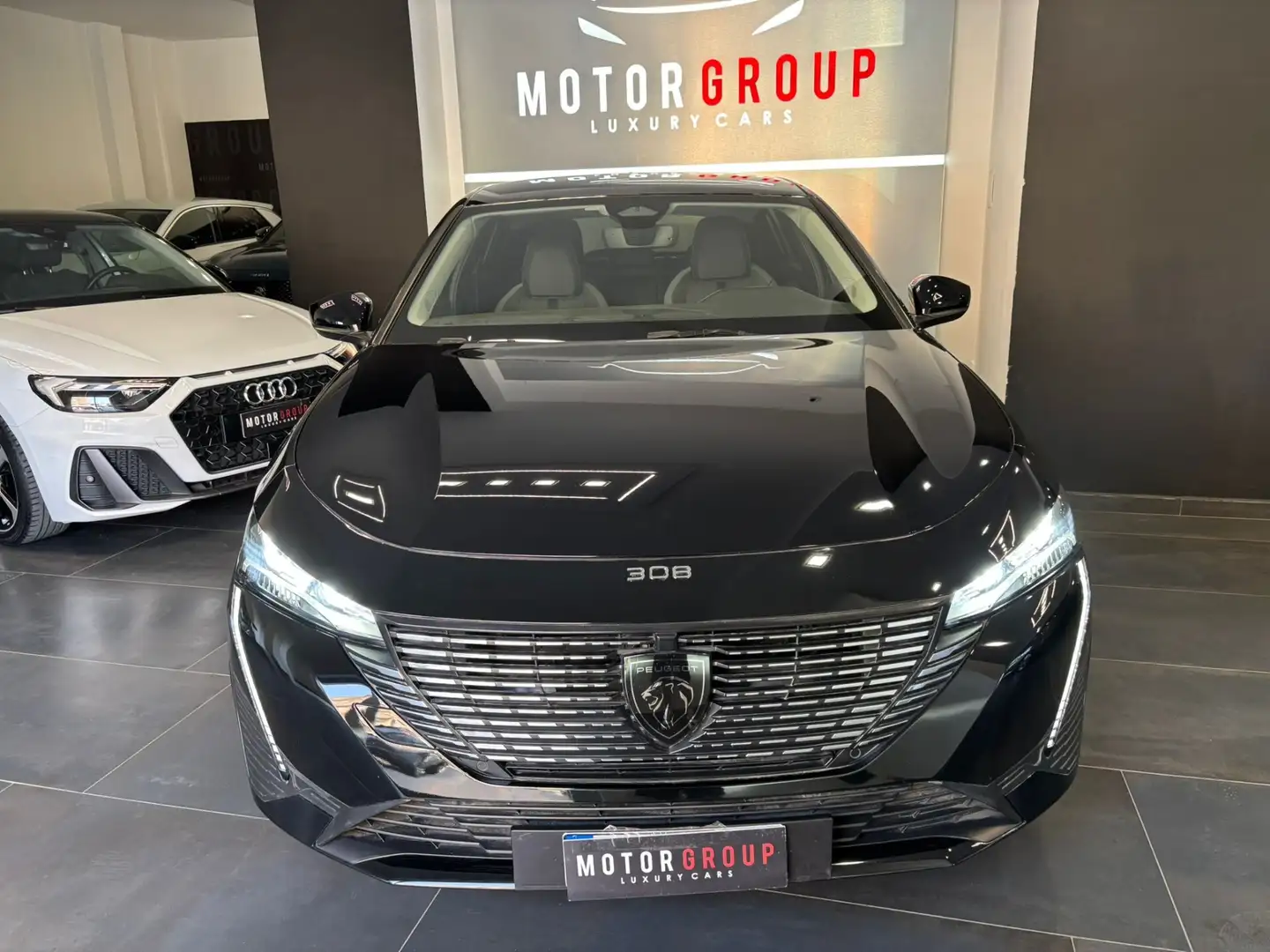 Peugeot 308 BlueHDi 130 S&S EAT8 Allure Nero - 2