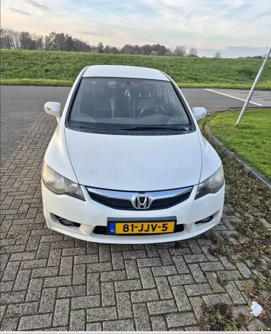 Honda Civic 1.3 White - 1