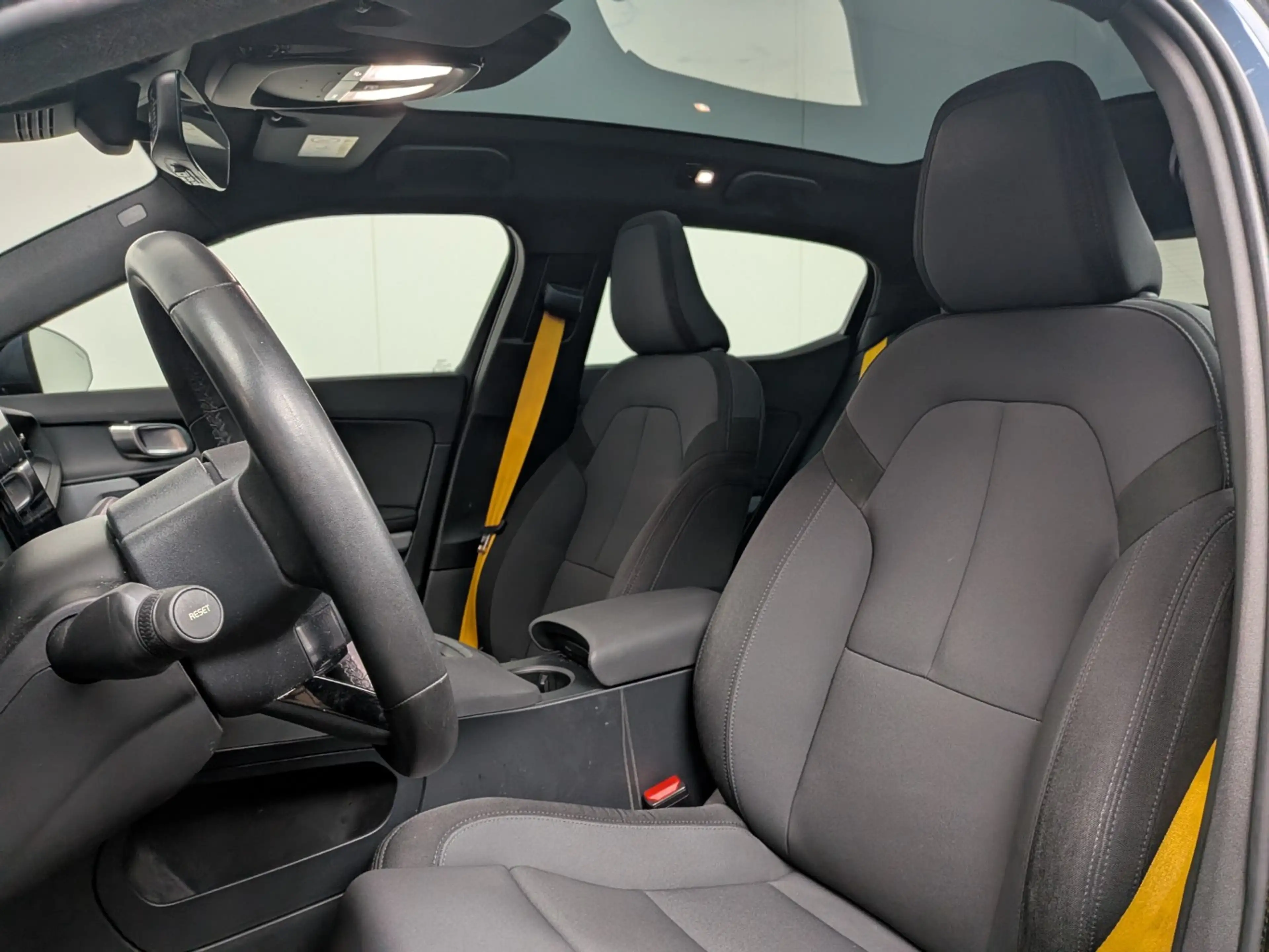 Polestar 2 Long Range Dual Motor Launch Edition 78kWh | NL-AU — photo 8