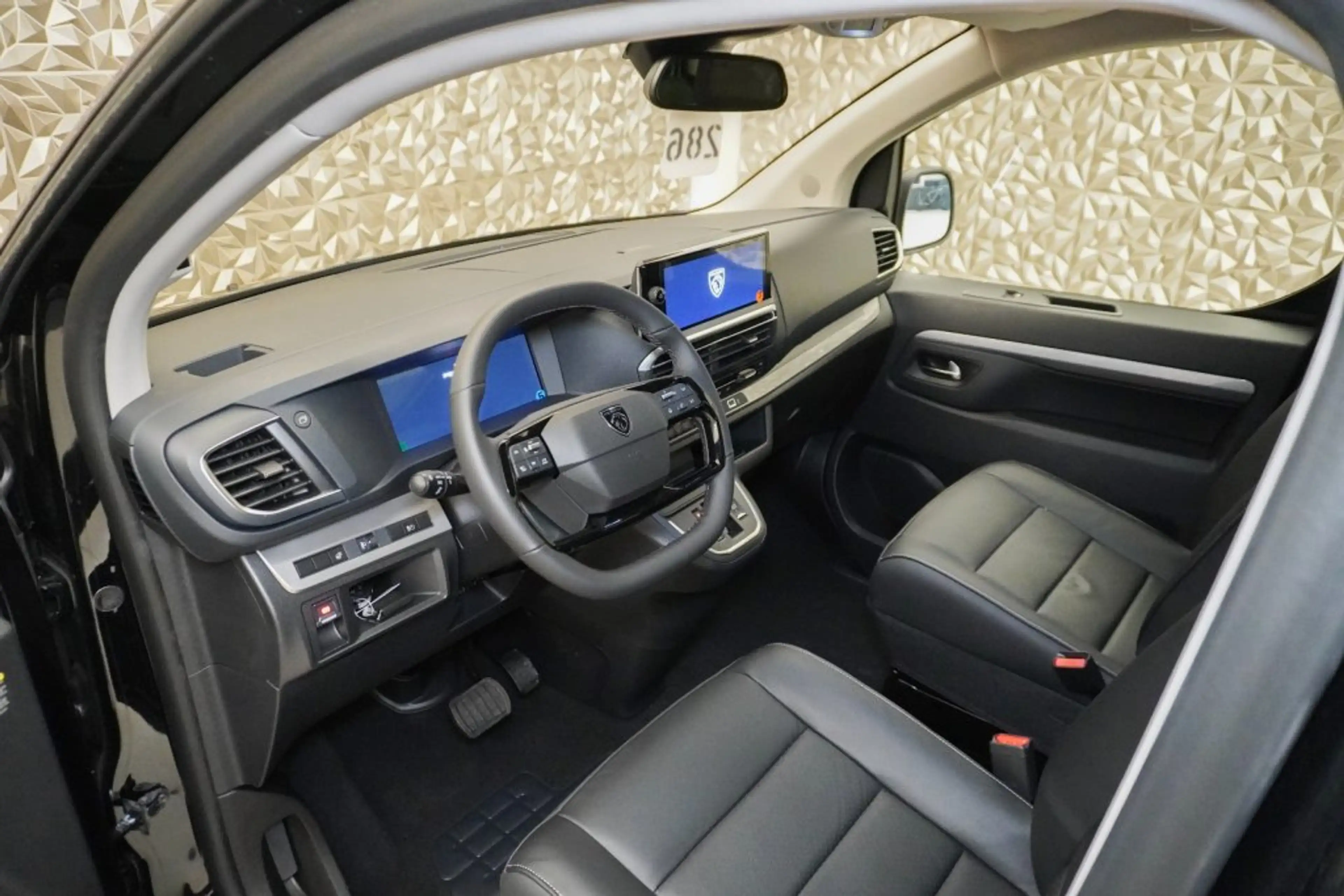 Peugeot Traveller PREMIUM L3 BHDI 180 EAT8 — photo 10