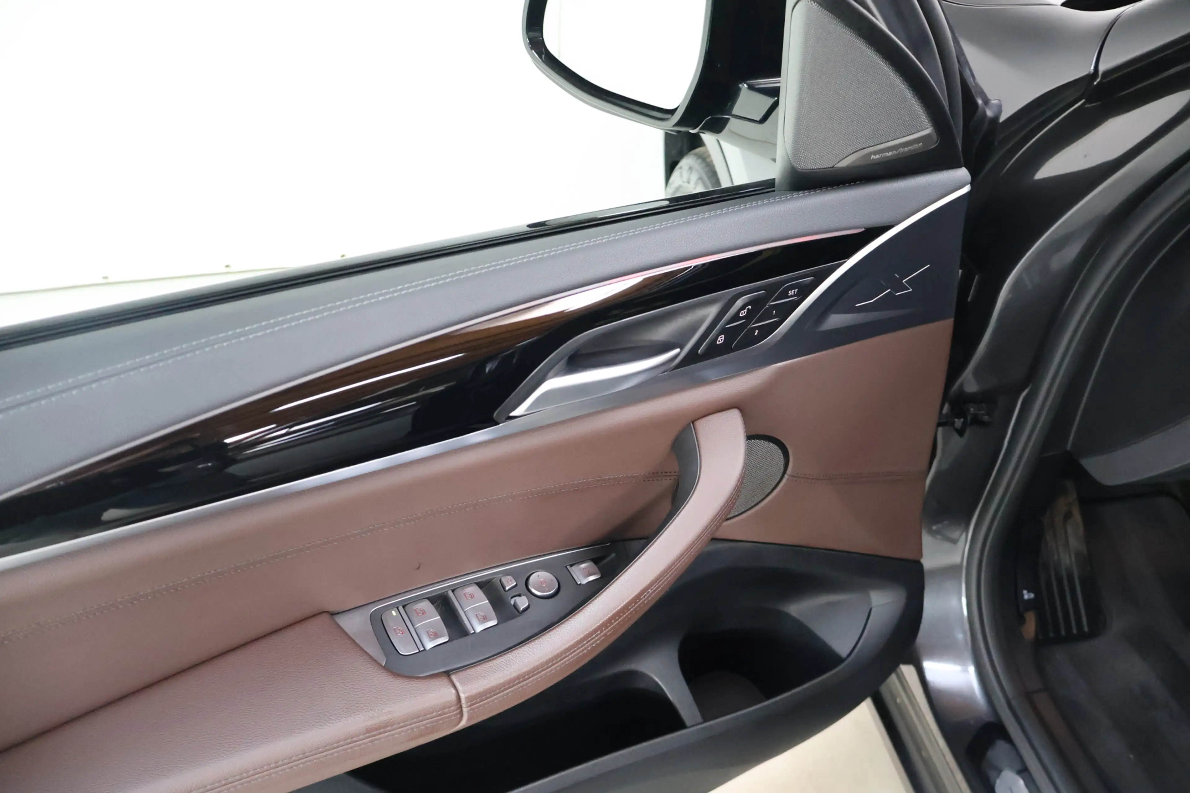 BMW iX3 High Executive | SoH 95.6% | Pano | H&K | Hud | Ke — photo 33