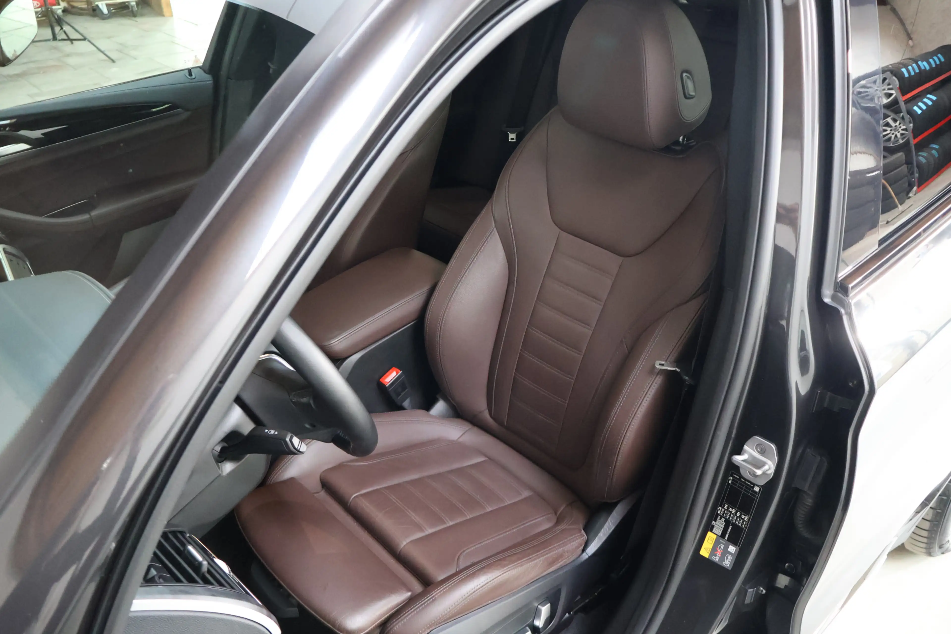 BMW iX3 High Executive | SoH 95.6% | Pano | H&K | Hud | Ke — photo 16
