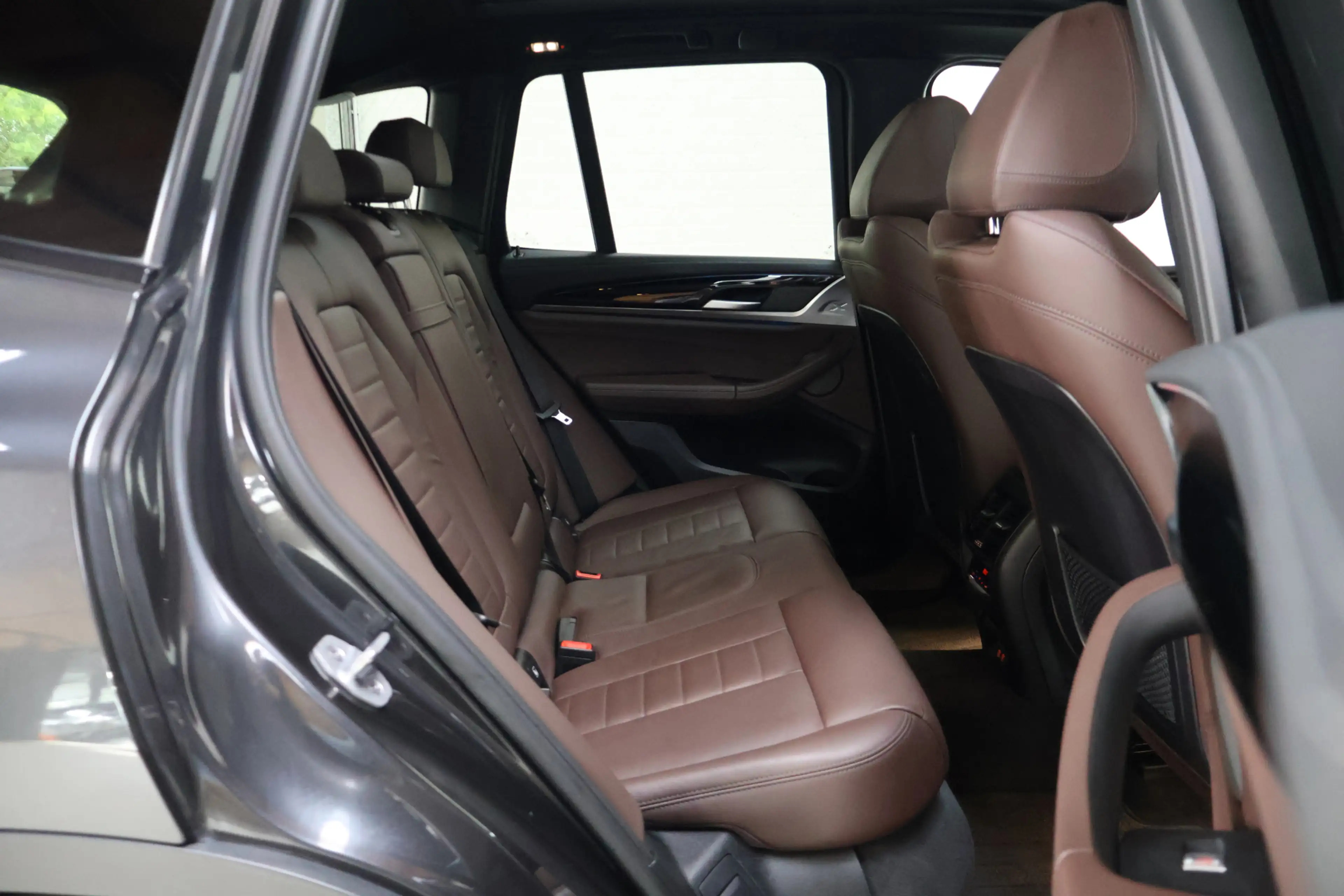 BMW iX3 High Executive | SoH 95.6% | Pano | H&K | Hud | Ke — photo 4