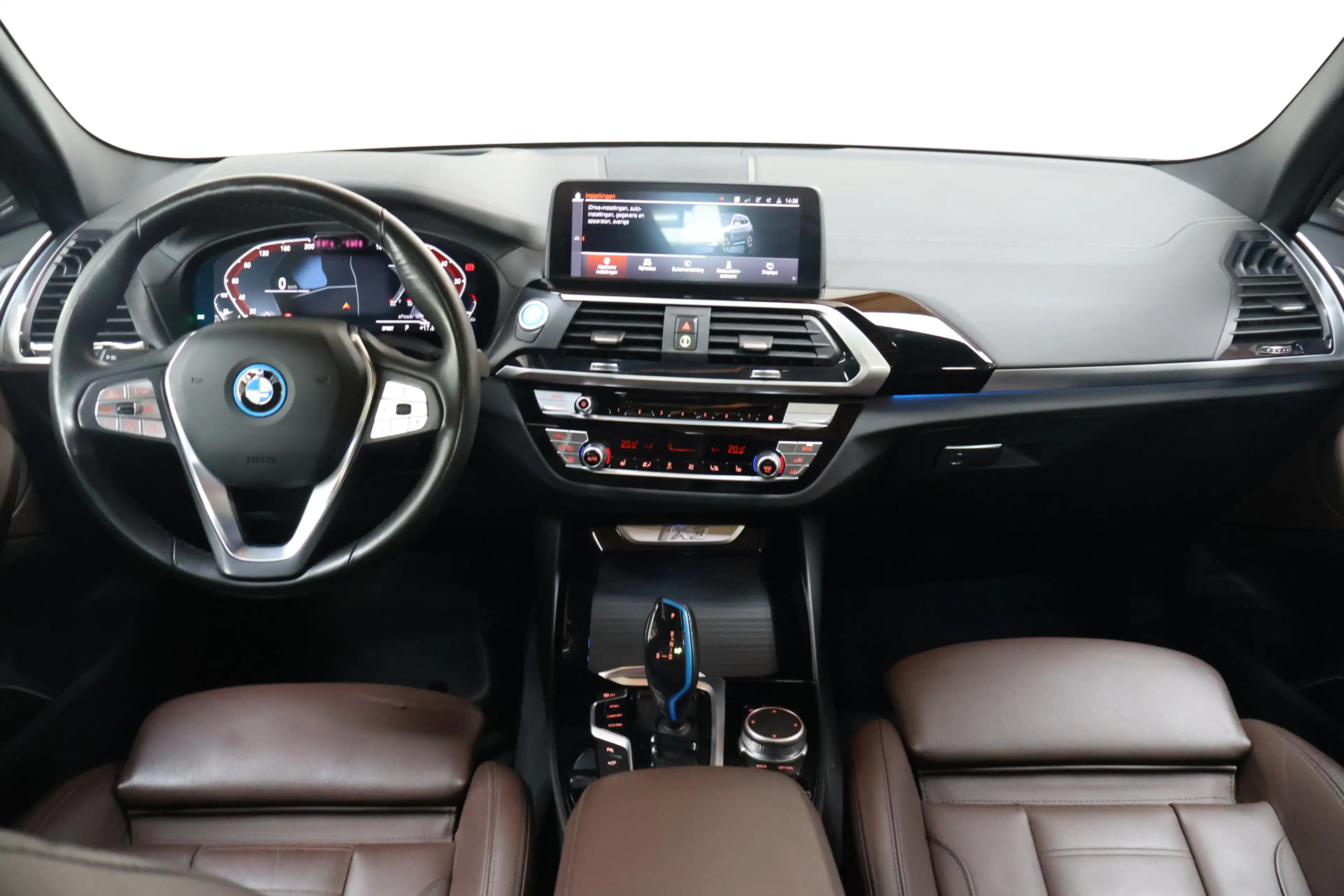 BMW iX3 High Executive | SoH 95.6% | Pano | H&K | Hud | Ke — photo 9