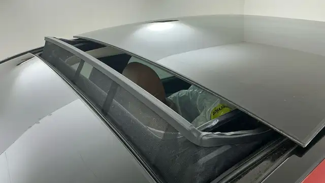 Mercedes-Benz E-Class view 7