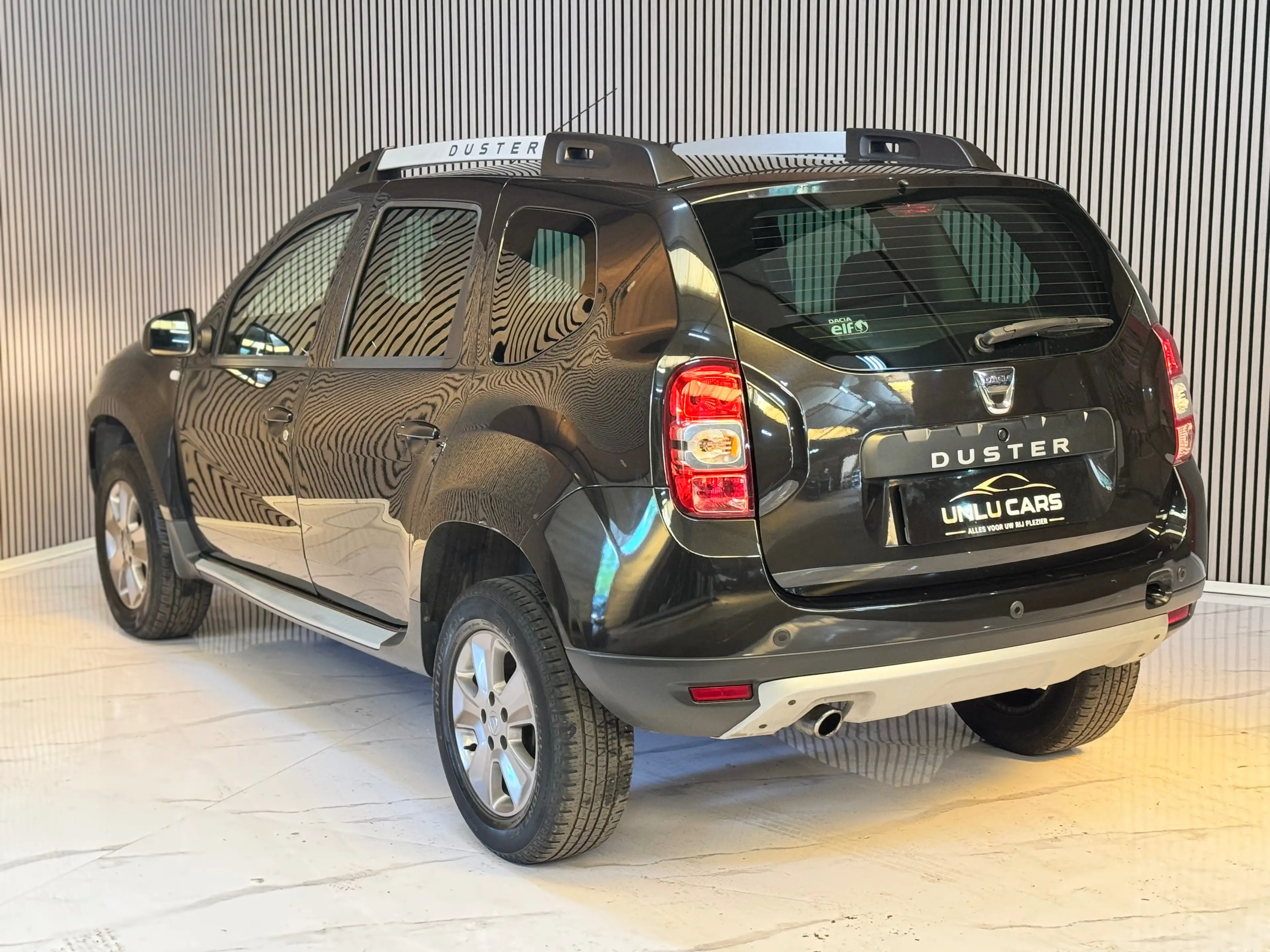 Dacia Duster Duster 1.2 TCe 4x2 Blackstorm — photo 8