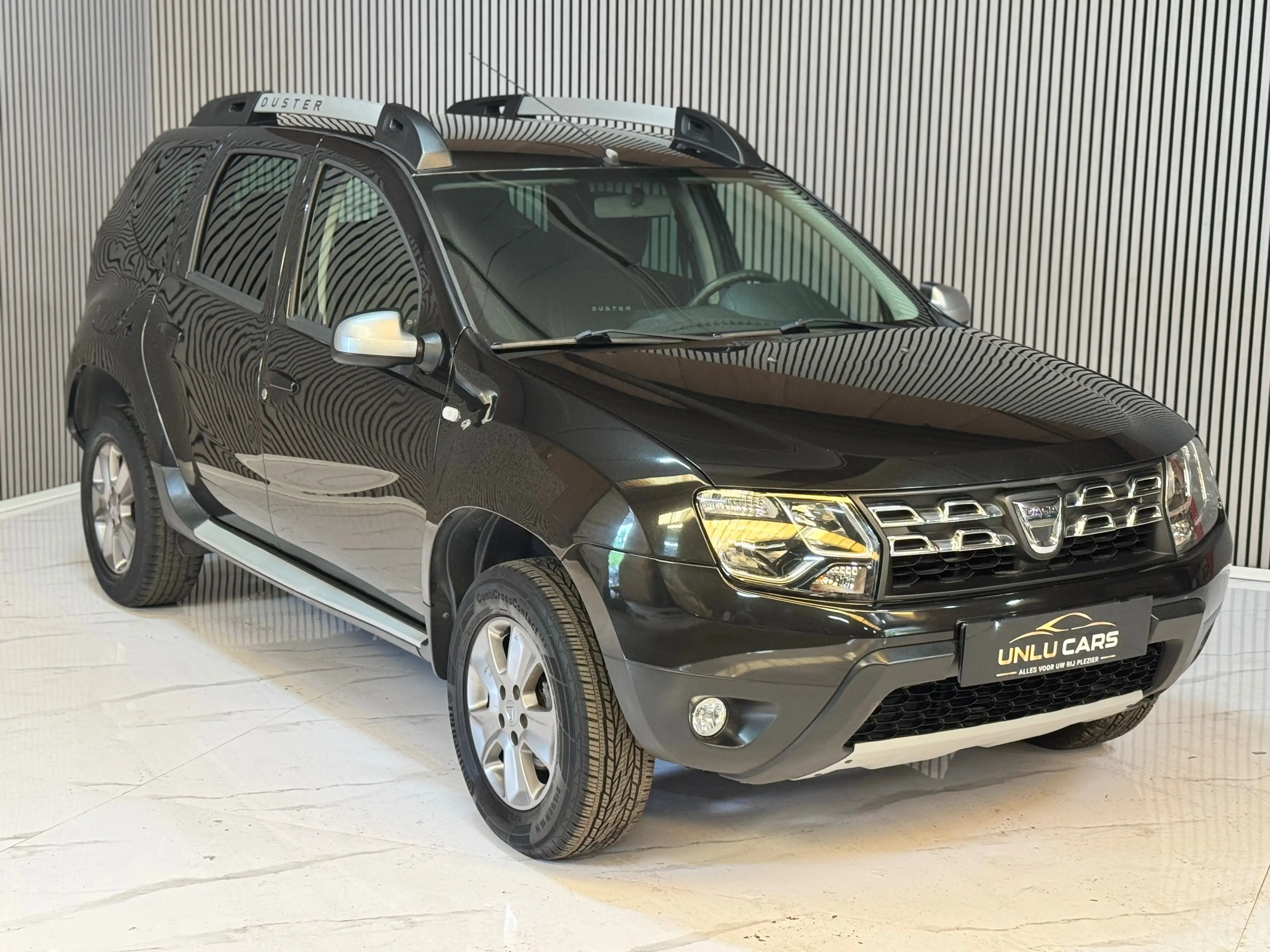 Dacia Duster Duster 1.2 TCe 4x2 Blackstorm — photo 12