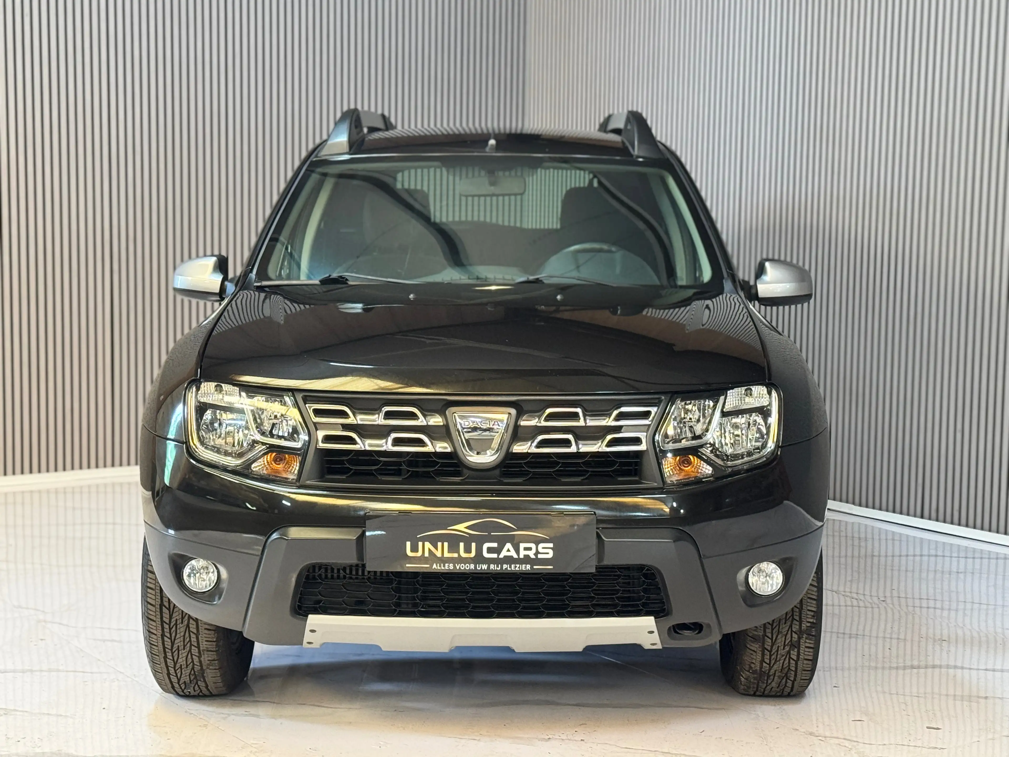 Dacia Duster Duster 1.2 TCe 4x2 Blackstorm — photo 3