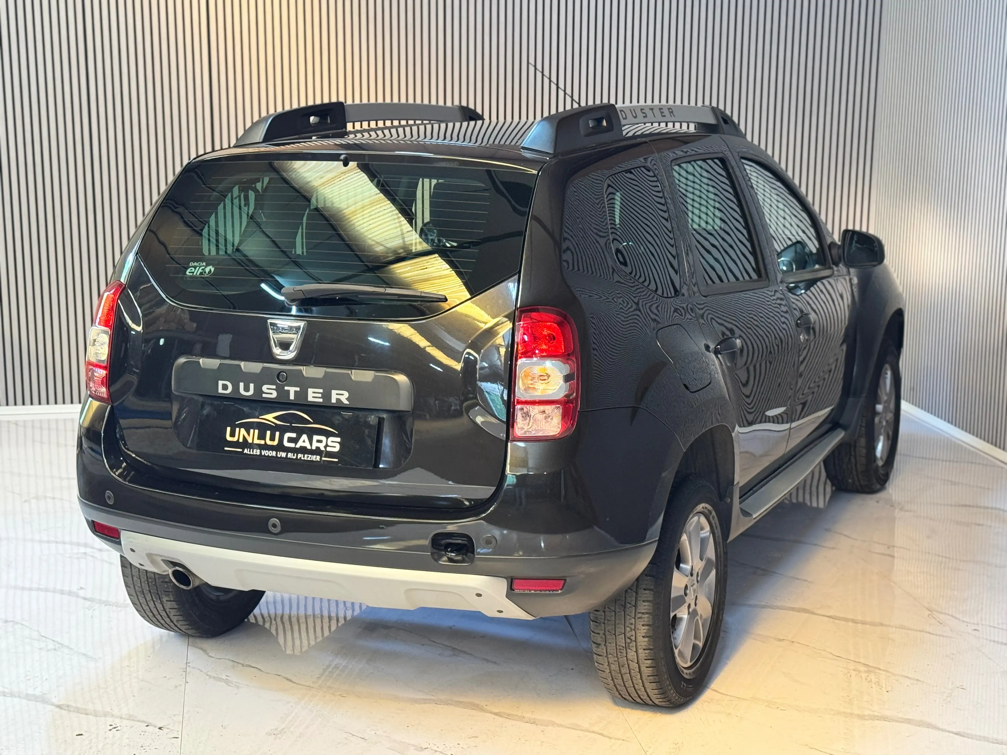 Dacia Duster Duster 1.2 TCe 4x2 Blackstorm — photo 9