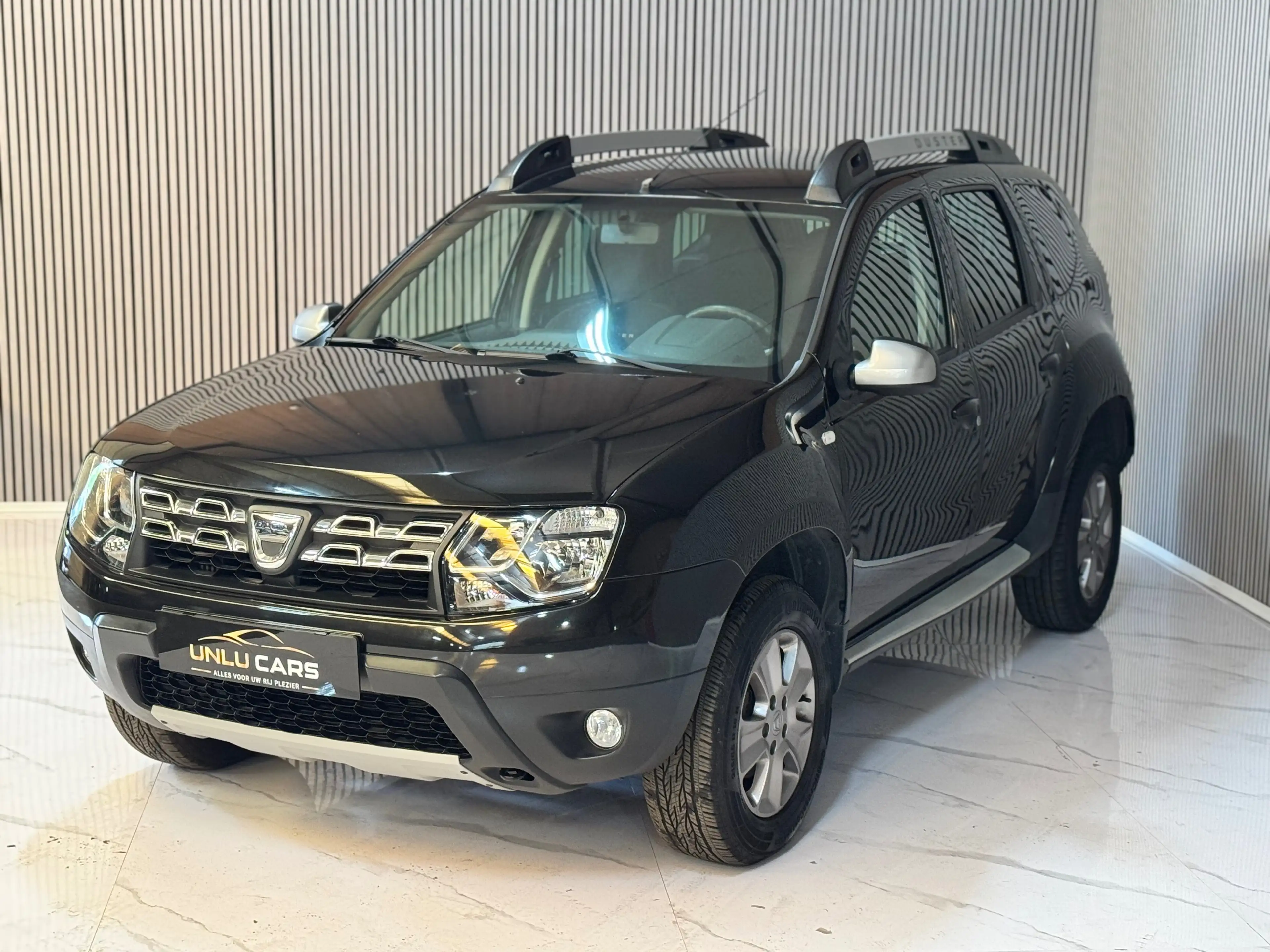 Dacia Duster Duster 1.2 TCe 4x2 Blackstorm — photo 11