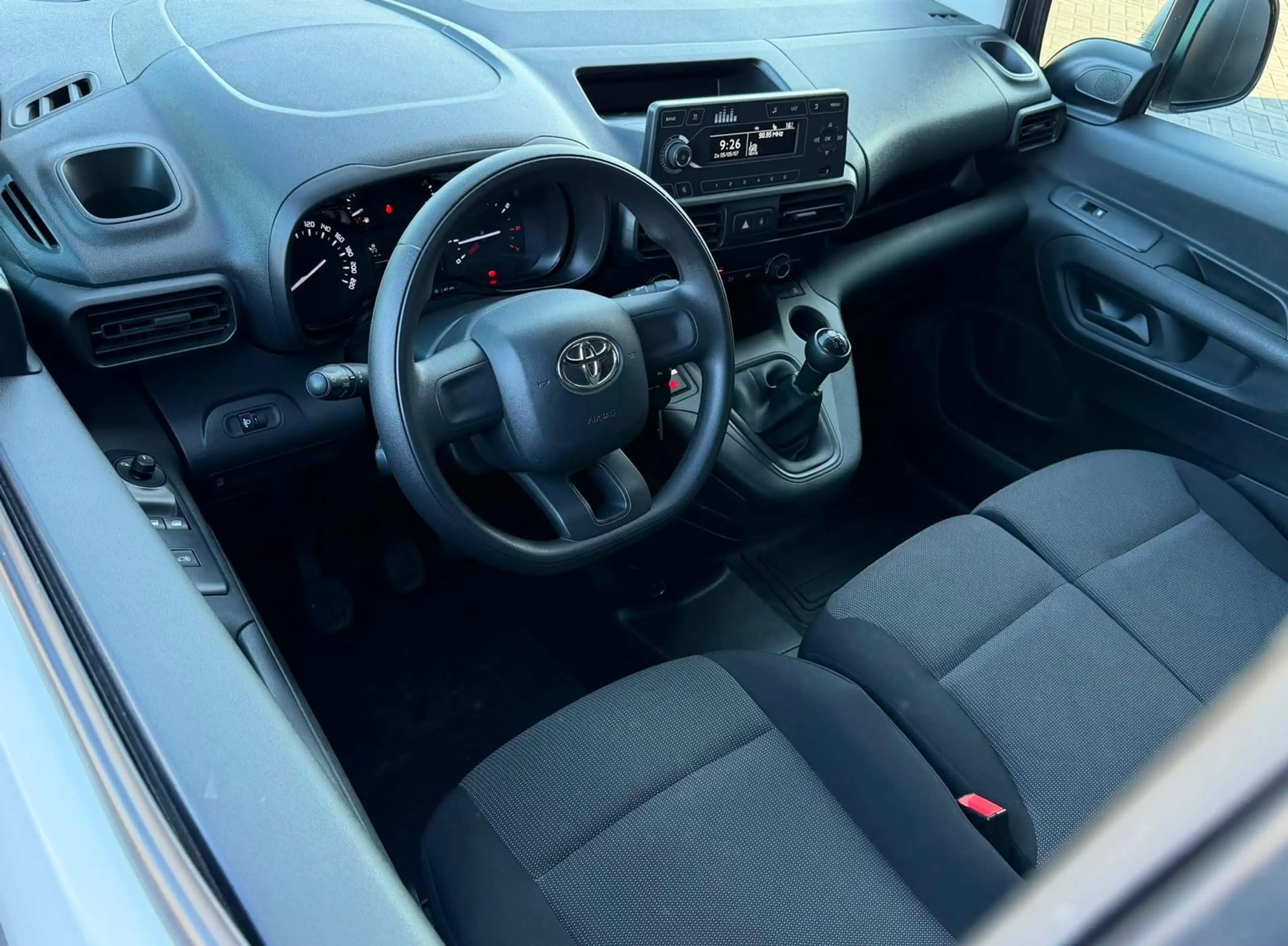 Toyota Proace City 1.5 D-4D Cool Comfort Trekhaak — photo 12