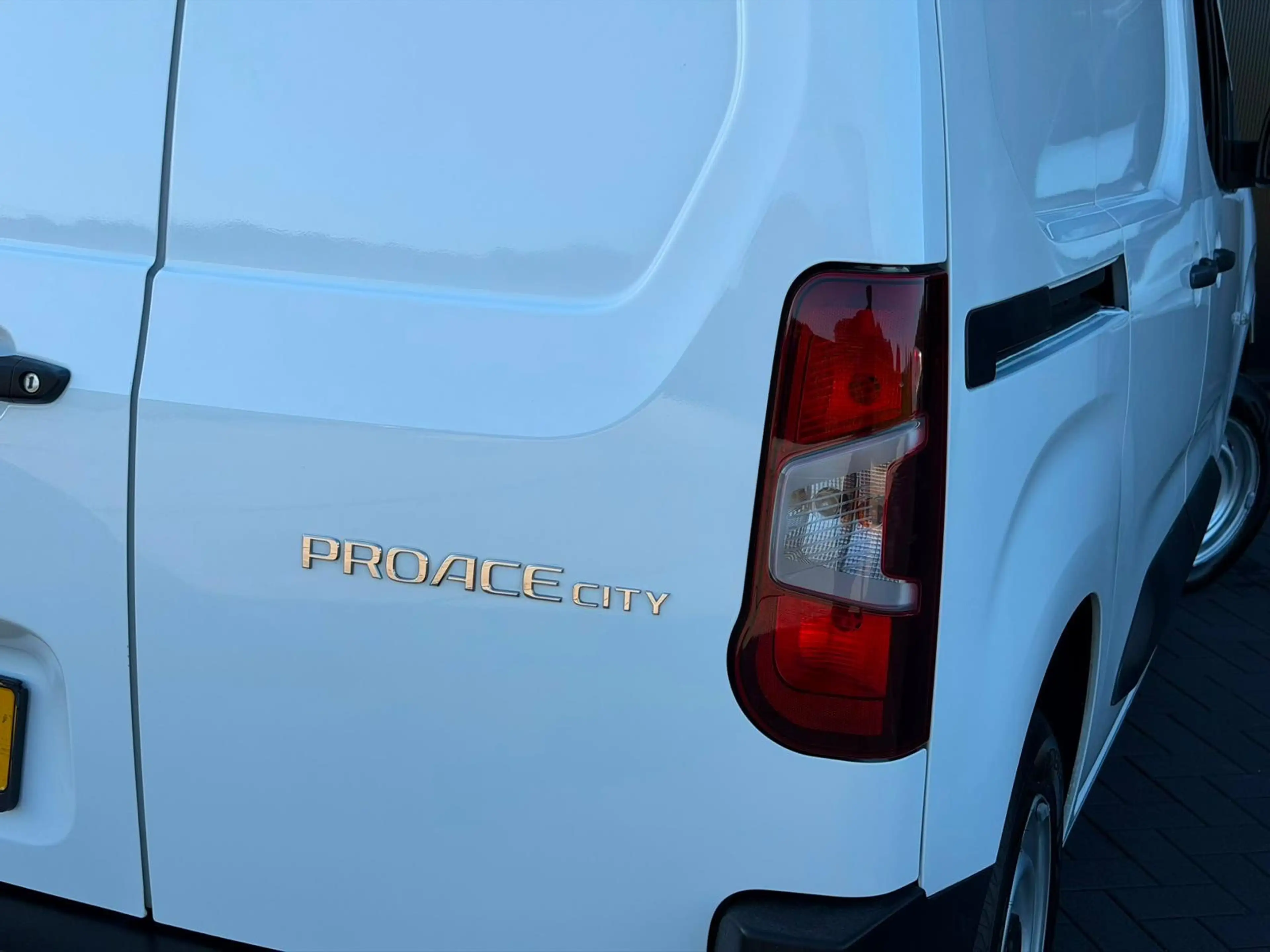 Toyota Proace City 1.5 D-4D Cool Comfort Trekhaak — photo 7