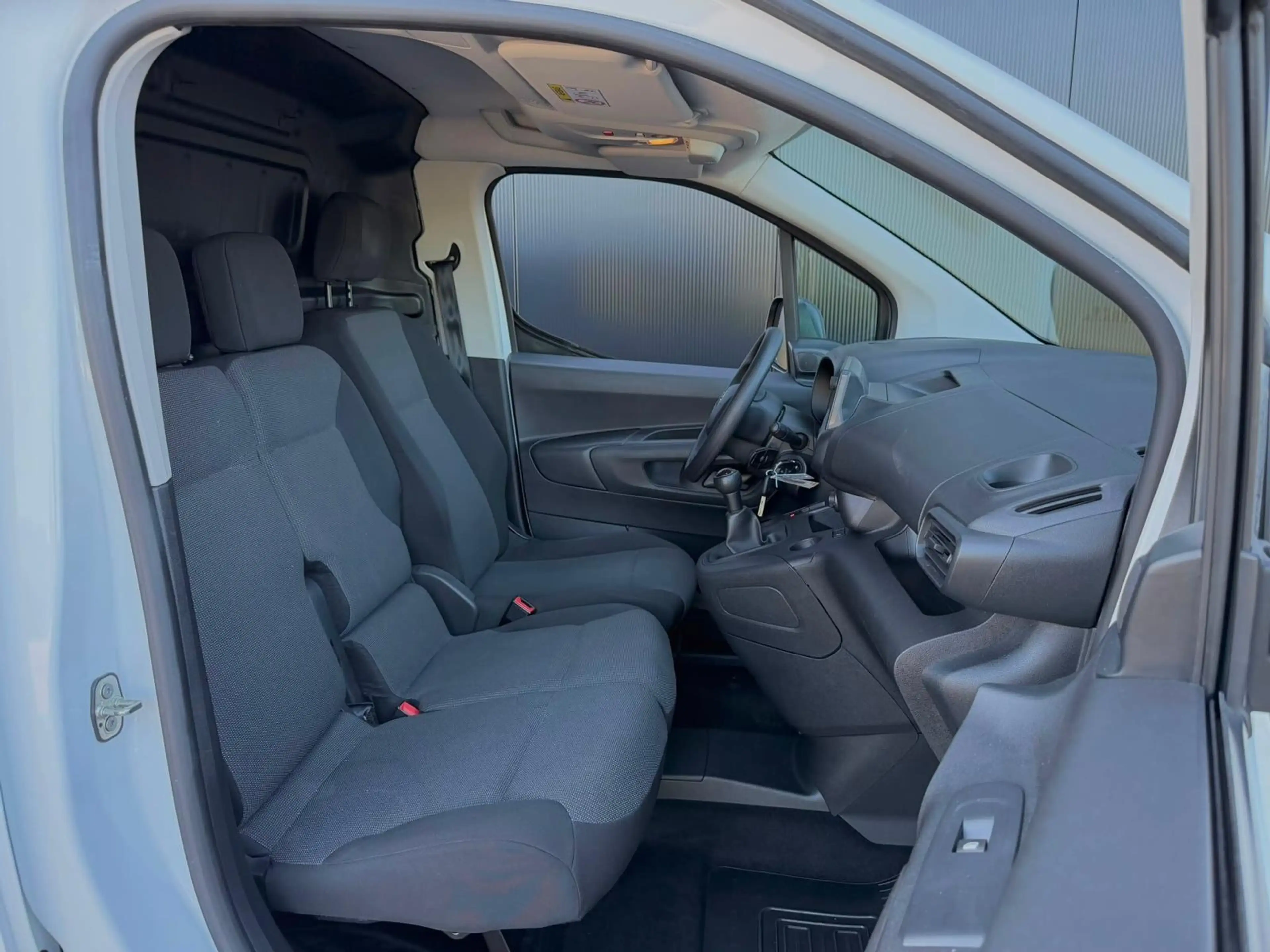 Toyota Proace City 1.5 D-4D Cool Comfort Trekhaak — photo 11