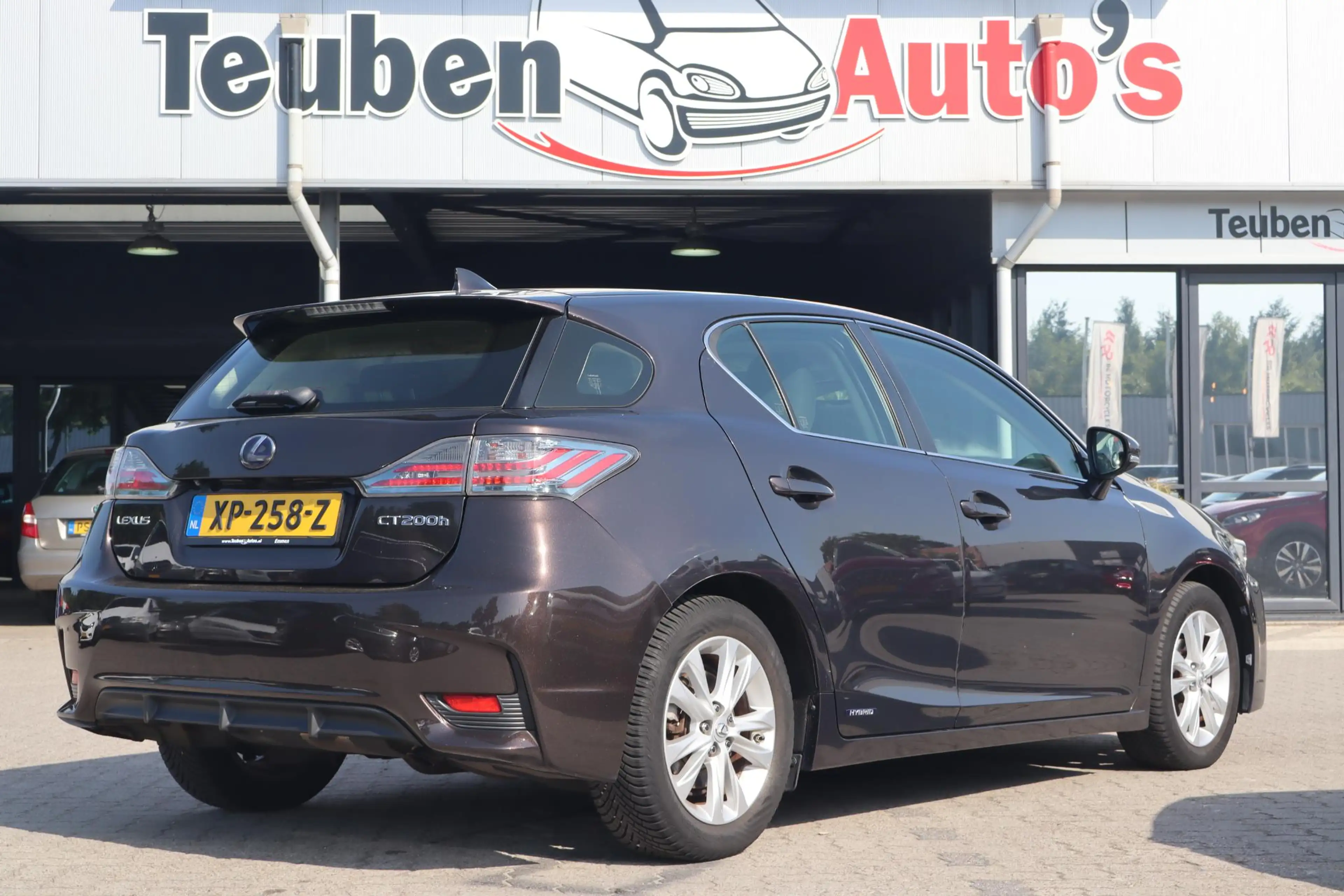 Lexus CT 200h F Sport Line | Navigatie | Camera | Stoelverwarmin — photo 2