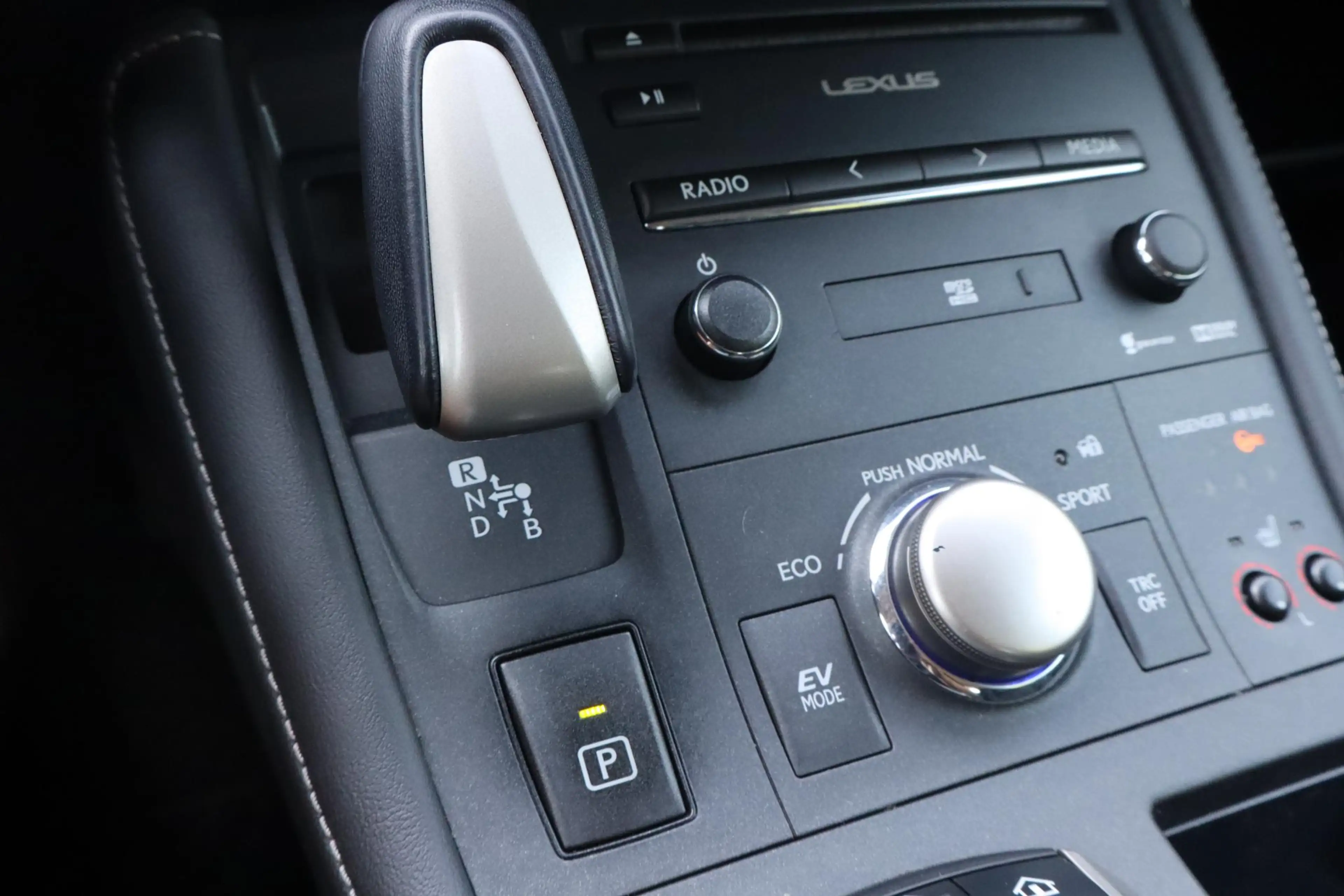 Lexus CT 200h F Sport Line | Navigatie | Camera | Stoelverwarmin — photo 13