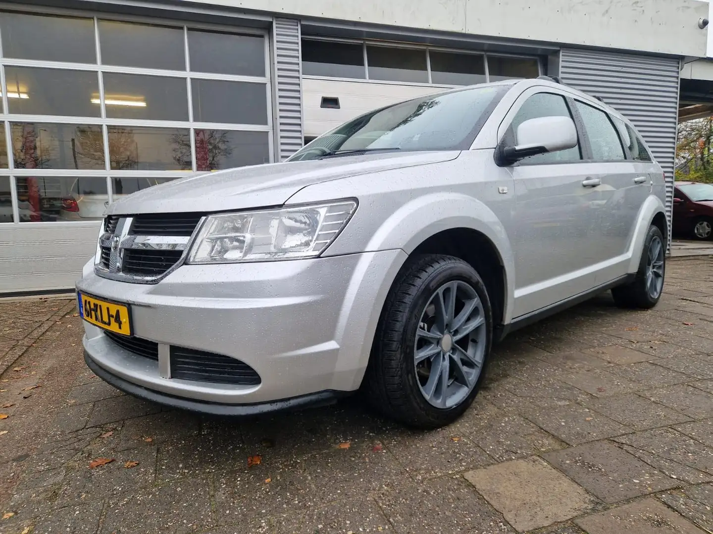 Dodge Journey 2.4 SE ( 7 PERSOONS) Grey - 1